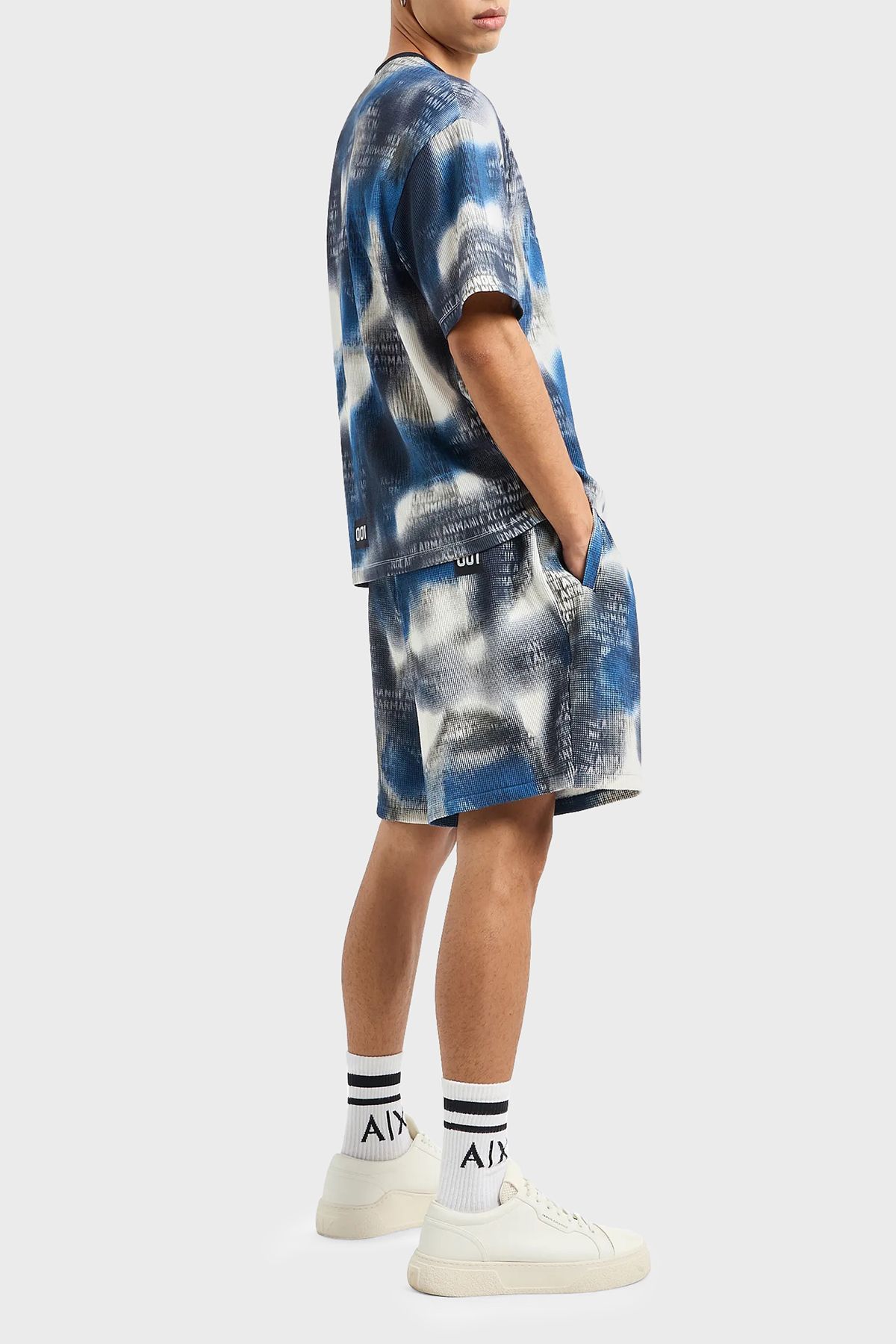 تی شرت آبی مردانه پنبه ای مناسب دوچرخه Yaka Tring 's 3dztla zjzkz 55JK Armani Exchange