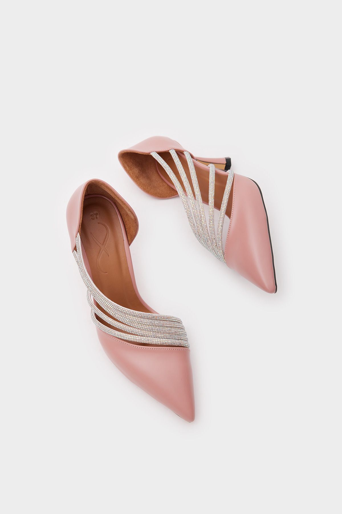 zeyad-Cage High Heels 3