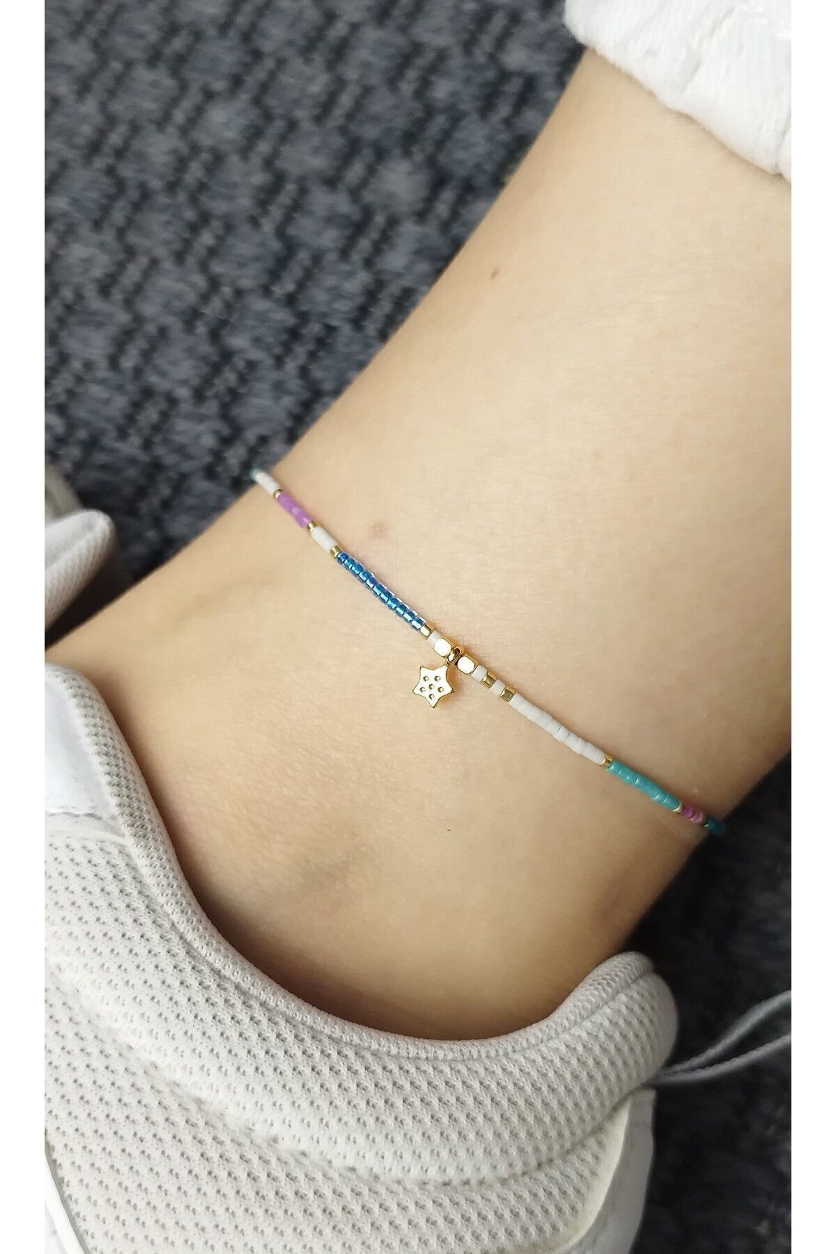 Miyuki Single Row Array Minimal Star Detailed Blue Anklet
