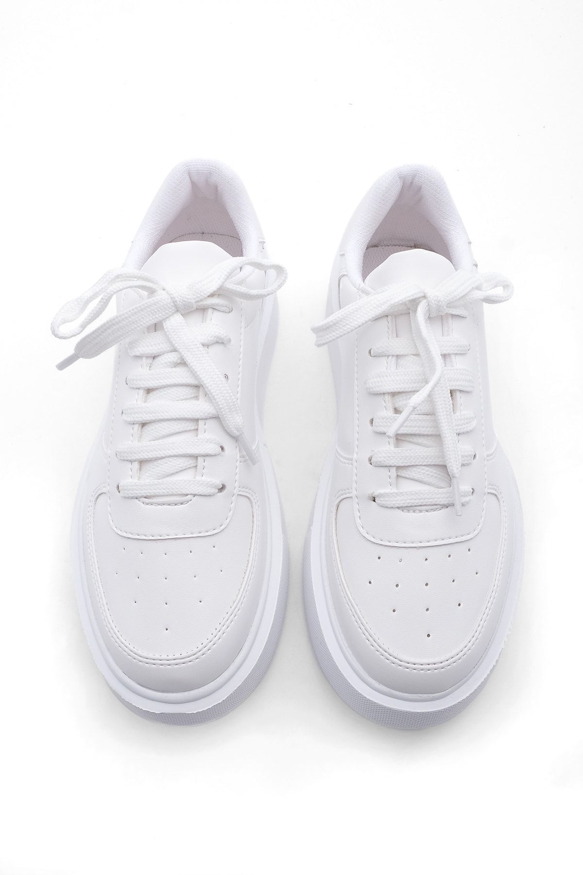 Kadın Sneaker Yüksek Taban Bağcıklı Spor Ayakkabı Azin beyaz