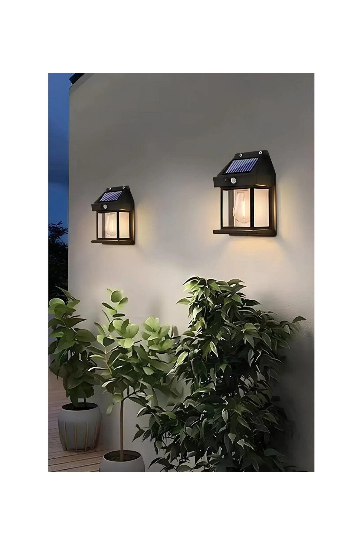 2 Pcs Solar Powered Solar Wall Lamp Rustic Bulb Daylight Decorative Solar Lighting