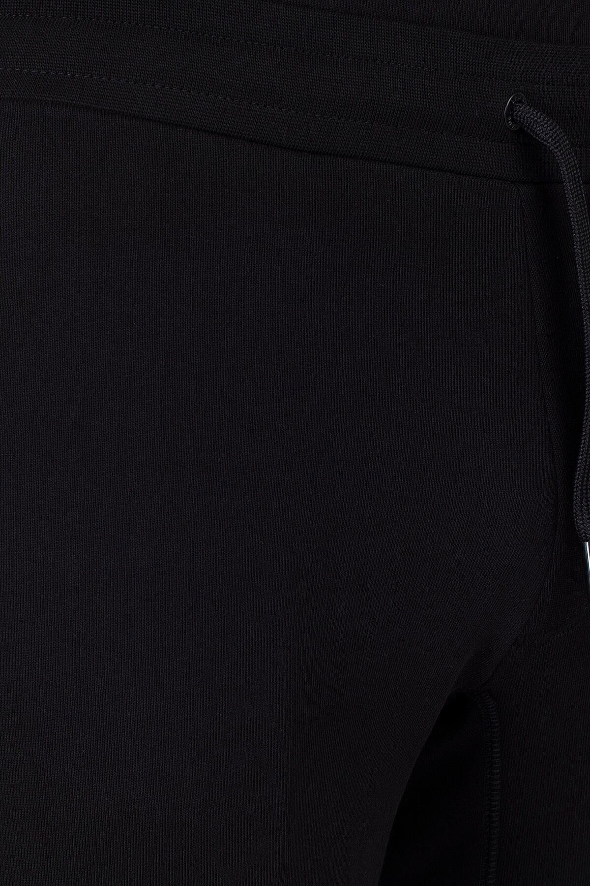شلوار گرمکن مشکی مردانه تروتتر سیاه در زیر لباس های لاستیکی Armani Exchange