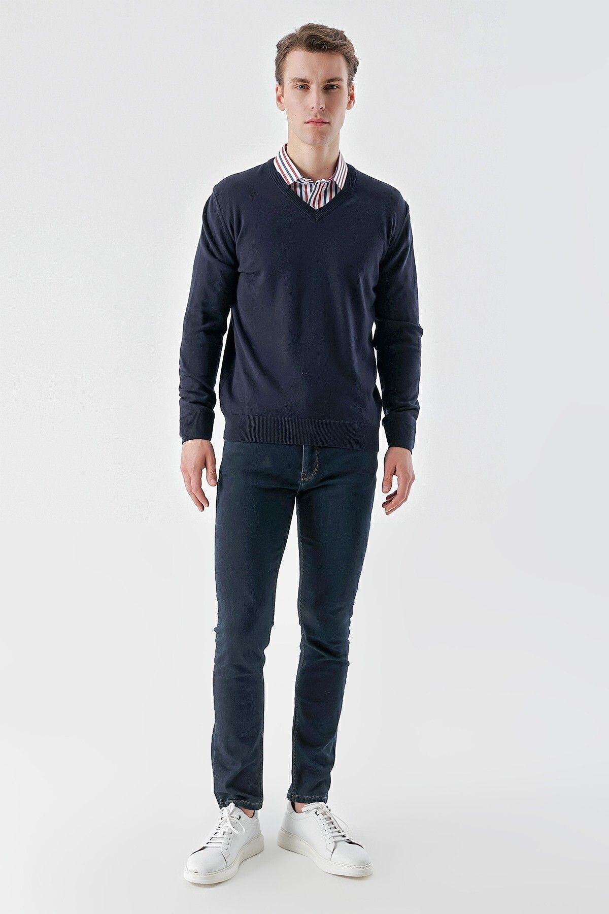 پلیور آبی مردانه NAVY V NECK FIT CUT Morven