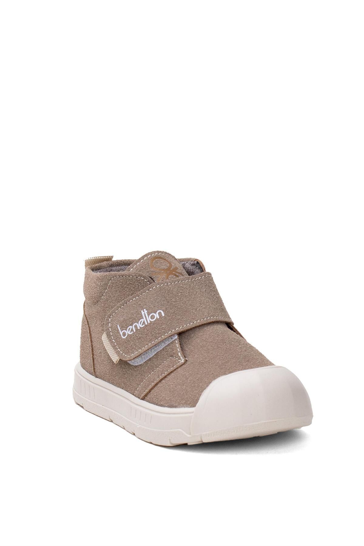 BN-31830 کفش پیاده روی دخترانه بژ Benetton