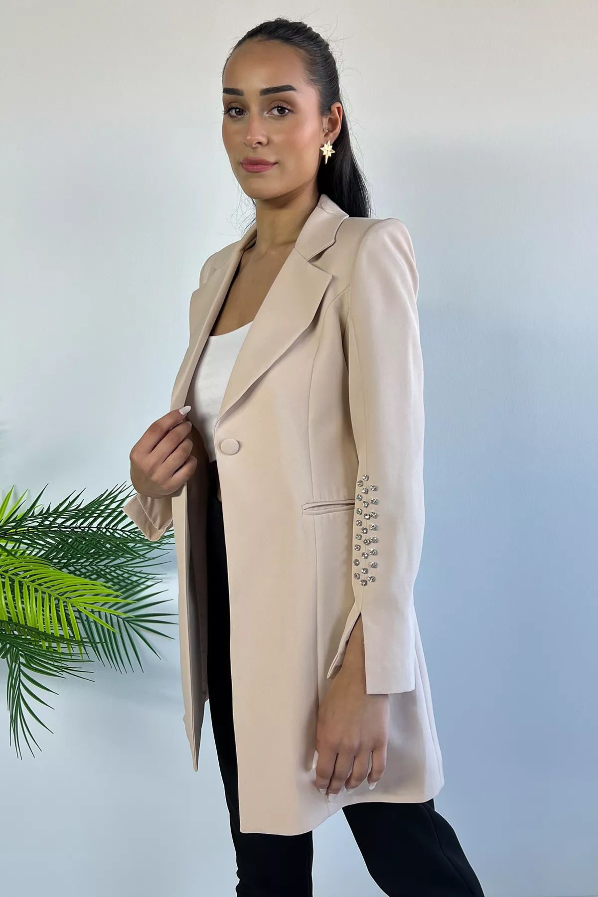 GÜLSELİ-Beige Women's Long Blazer Jacket with Stone Detail 1