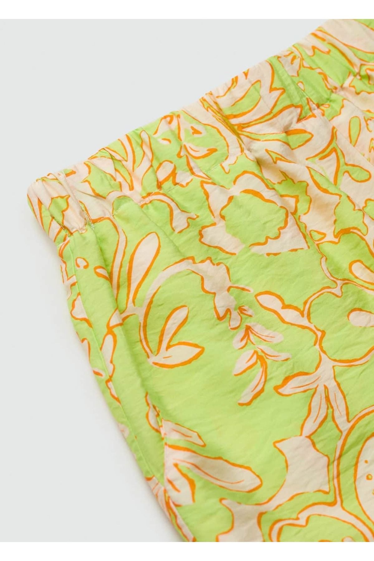 MANGO Woman-Shorts with Draped Patterns 7