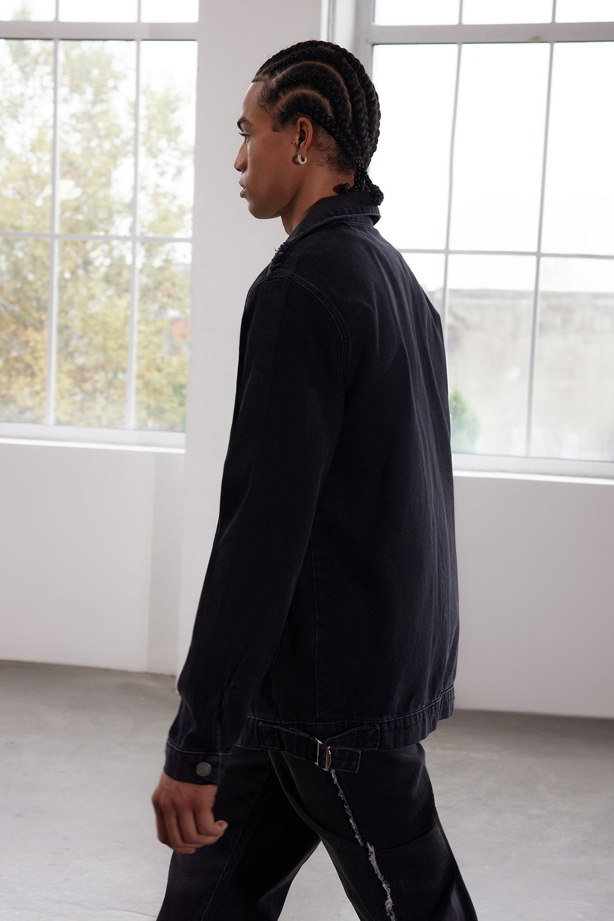 Trendyol Collection-Anthracite Color - 100% Cotton Regular Fit Denim Jeans Jacket Tmnaw25Ce00003 - Limited Edition 5