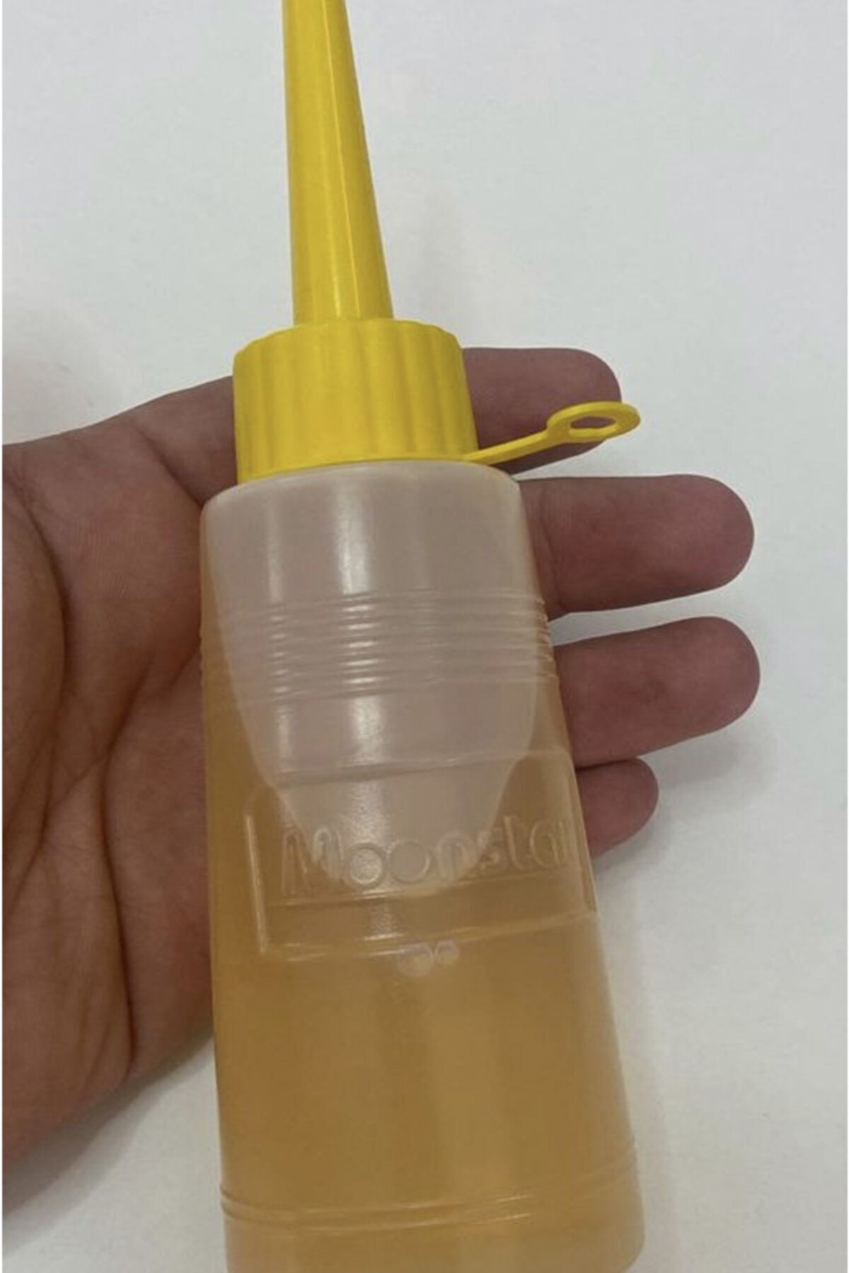 Machine Oil Plastic Bottle 150 Ml