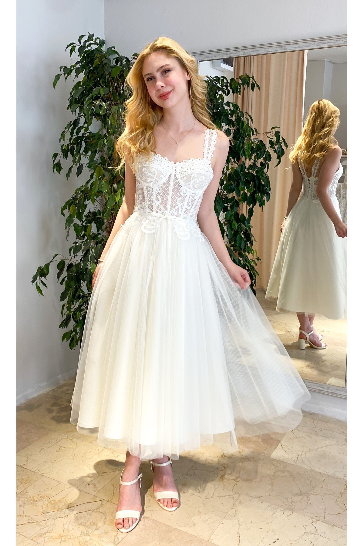 robe de mariée mi longue en tulle à pois robe de mariage robe daprès soirée