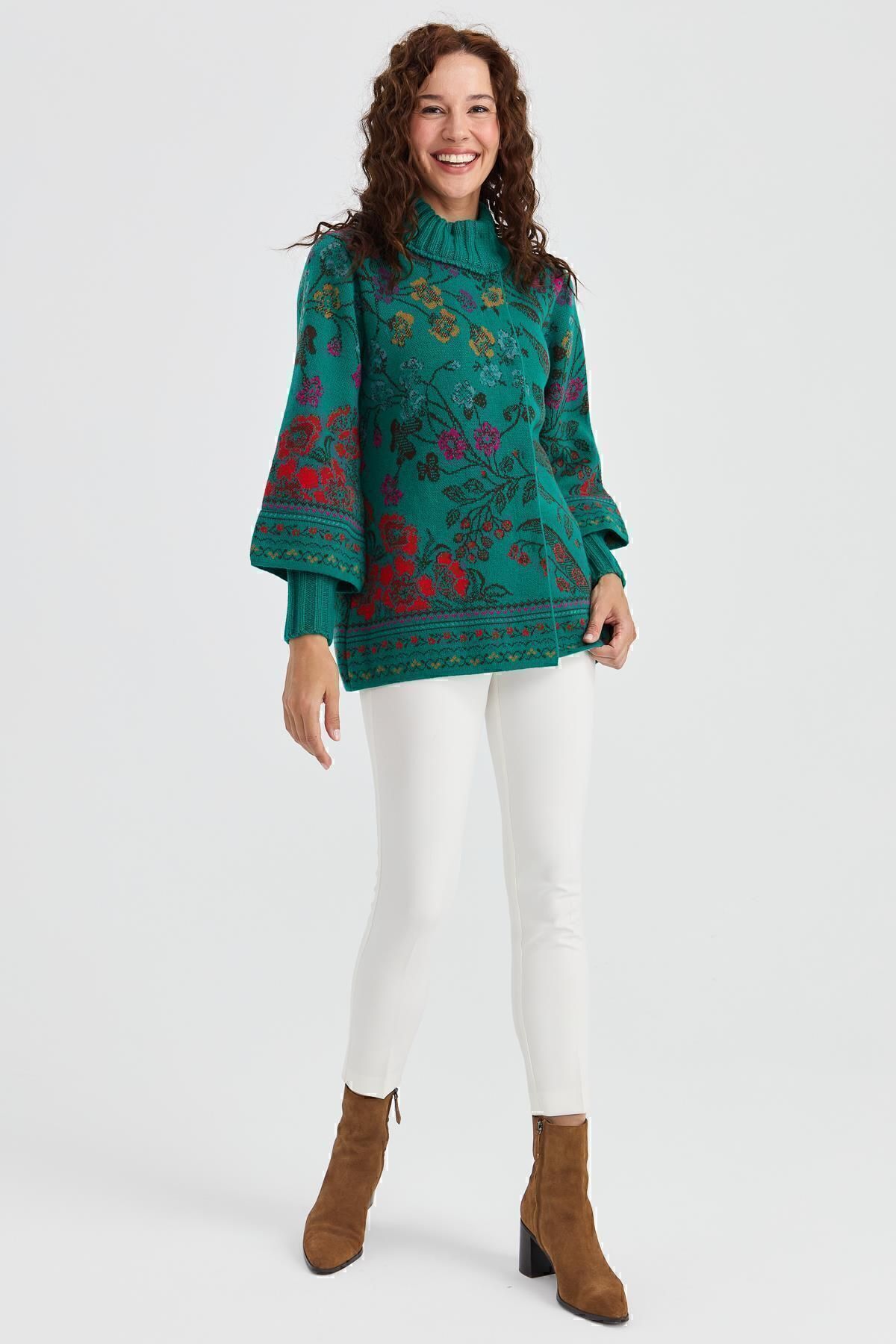 Desen Triko  Kadın Dik Yaka Sarmaşık Çiçekli Yün Ceket A.ö.başı - Görsel 2