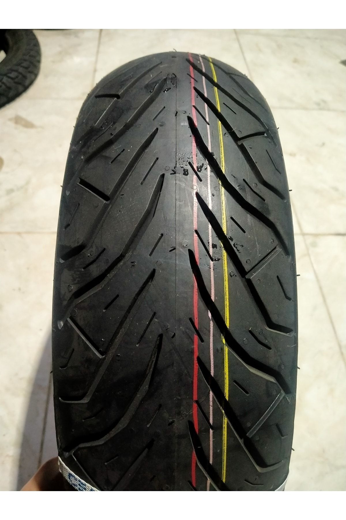 Ceat 130 70 12 Marka Tubeless Lastik (made In India)