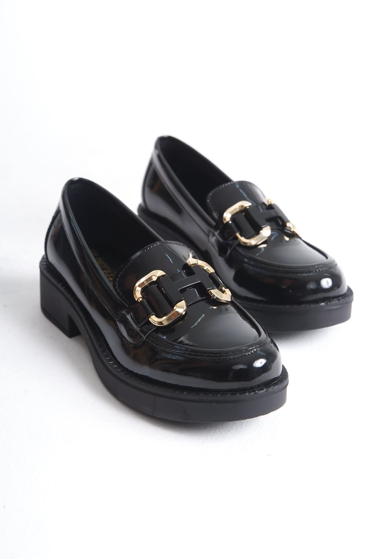 Buem Loafer Günlük Parlak Rugan Orta Boy Tabanlı Şık Tokalı Rahat Oxford Ayakkabı