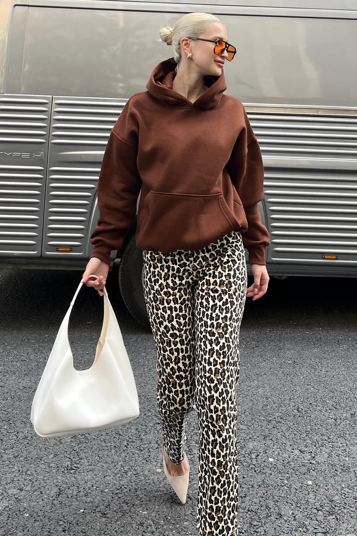 Madmext-Bitter Brown Hooded Raster Oversize Pocket Sweatshirt Mg2206 5