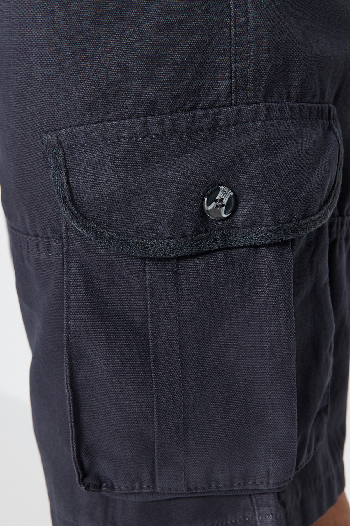 Trendyol Collection-Antracitové kraťasy Regular Fit - Cargo Pocket, Tmnss23Sr00048 6