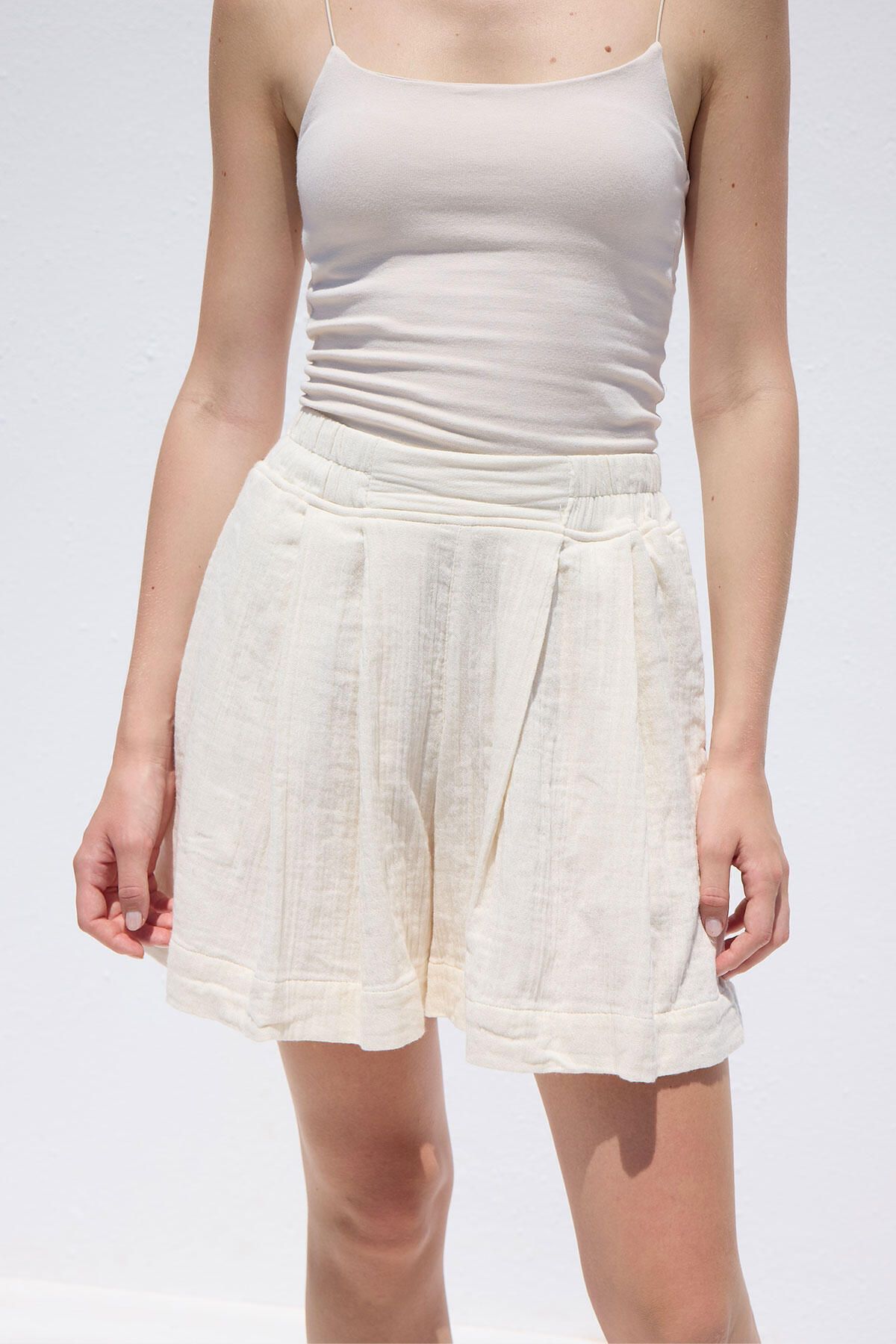 Manuka-Ecru Muslin Comfortable Shorts 8