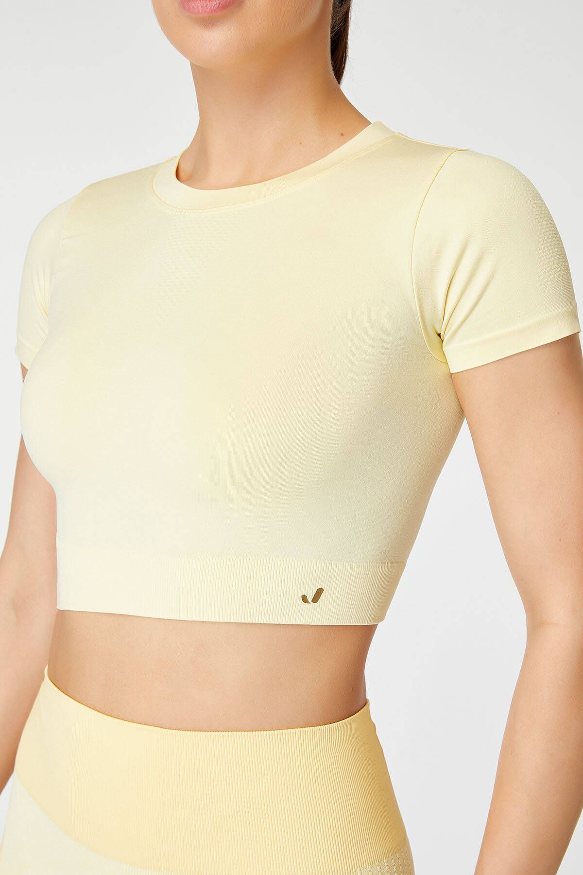 Jerf-Captiva Soft Textured & Flexible Crop Top Yellow 3
