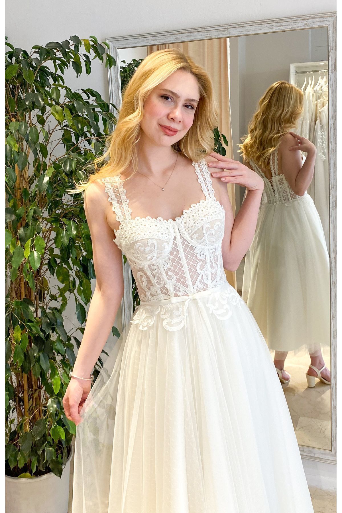https://cdn.dsmcdn.com/ty1543/product/media/images/ty1542/prod/QC/20240914/12/aed3b65f-2f67-3c4c-ae69-0c74d2014772/1_org_zoom.jpg