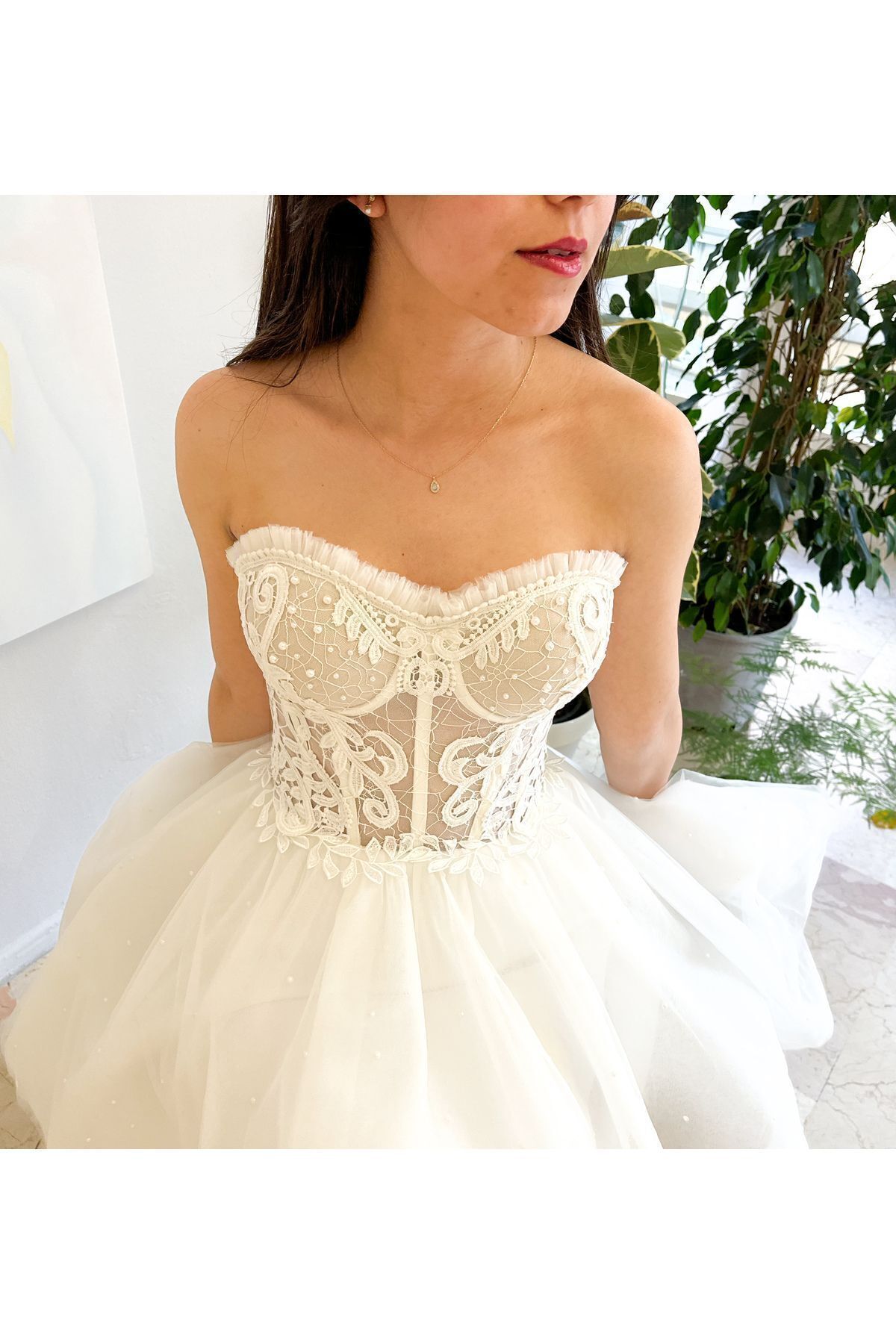 https://cdn.dsmcdn.com/ty1543/product/media/images/ty1542/prod/QC/20240914/12/e281e129-be87-36e7-8198-d0ea21de8547/1_org_zoom.jpg