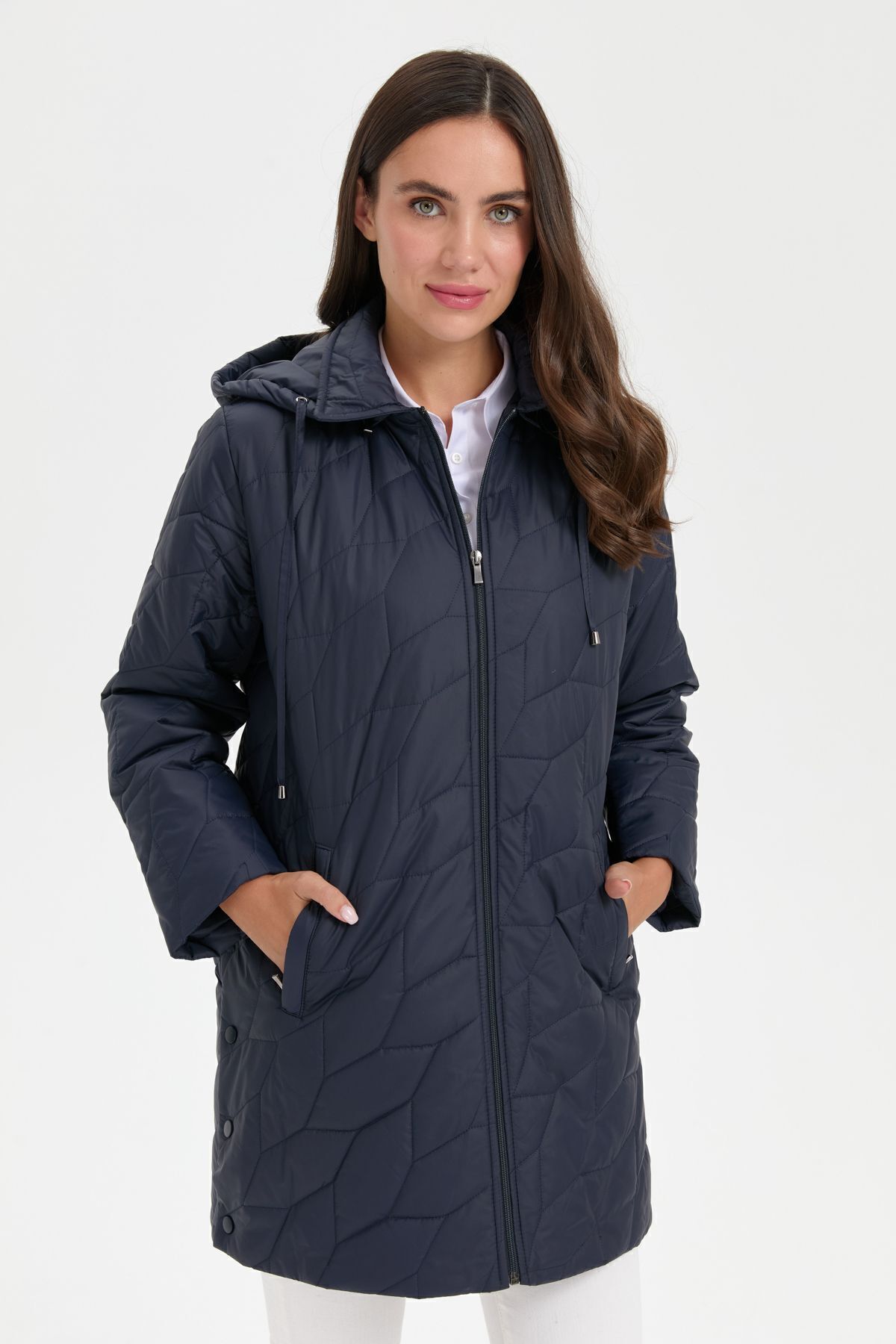 Desen Triko  Kadın Polo Yaka Yanları Çıtçıtlı Yaprak Desenli Araboy Kapitone Kaban Lacivert - Görsel 4