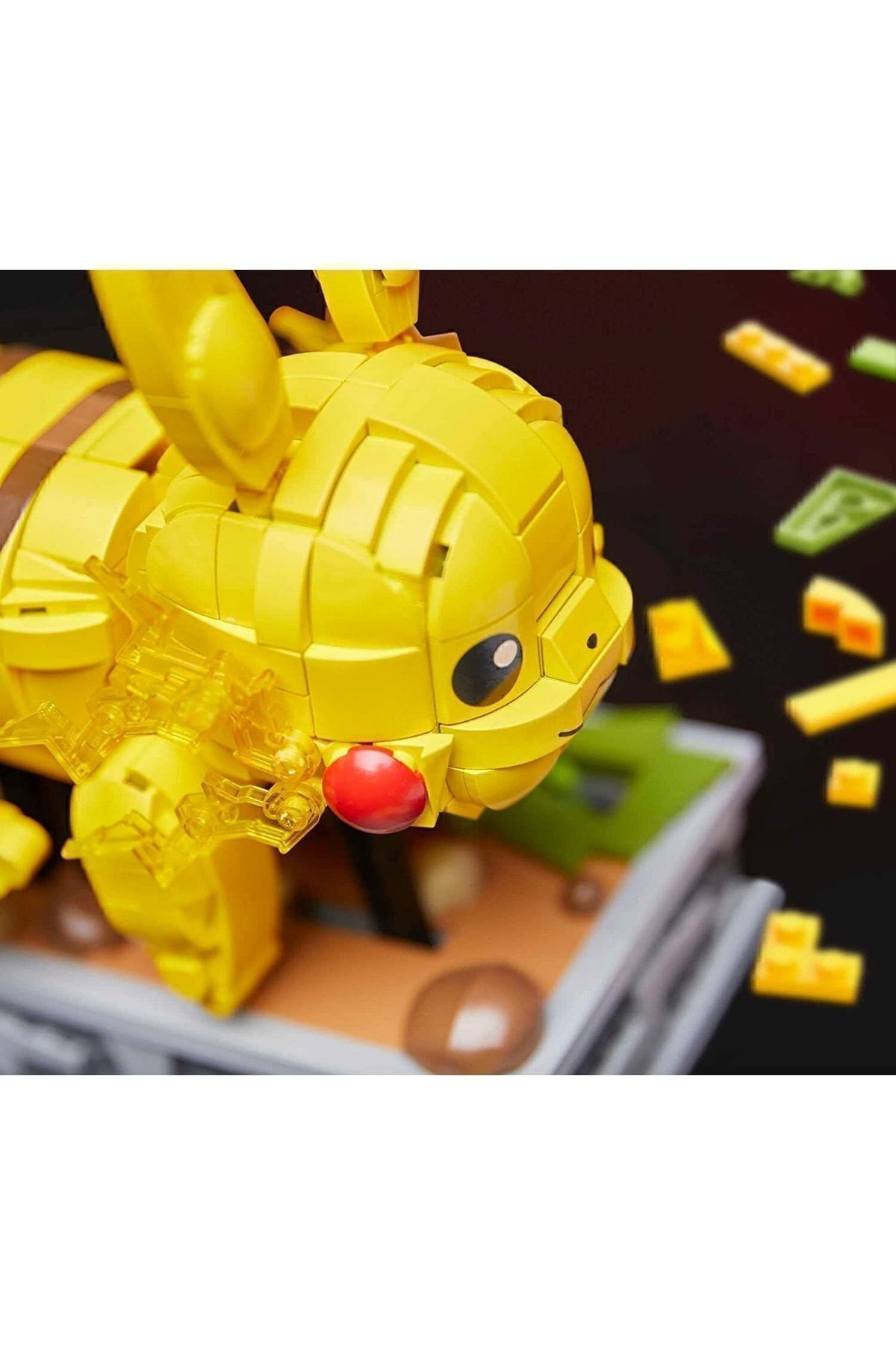 Mega Construx-Pokemon Pikachu Big Moving Block Making 3