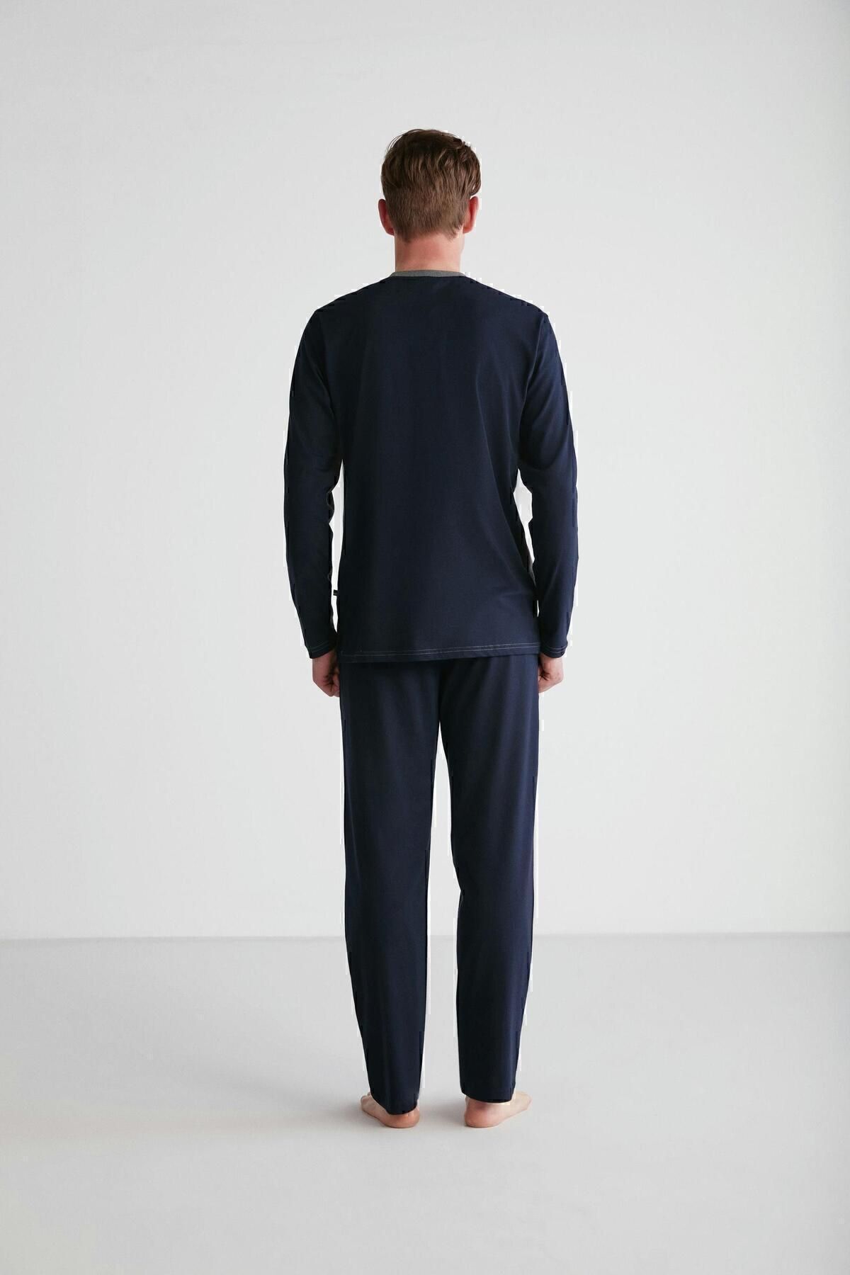 ست پیژامه خاکستری مردانه پایه. POLO ASSN. لباس خواب یقه گرد آنتراسیت ملانژ 024K.A1ST.8.R7.A.2PL.6.S U.S. Polo Assn.