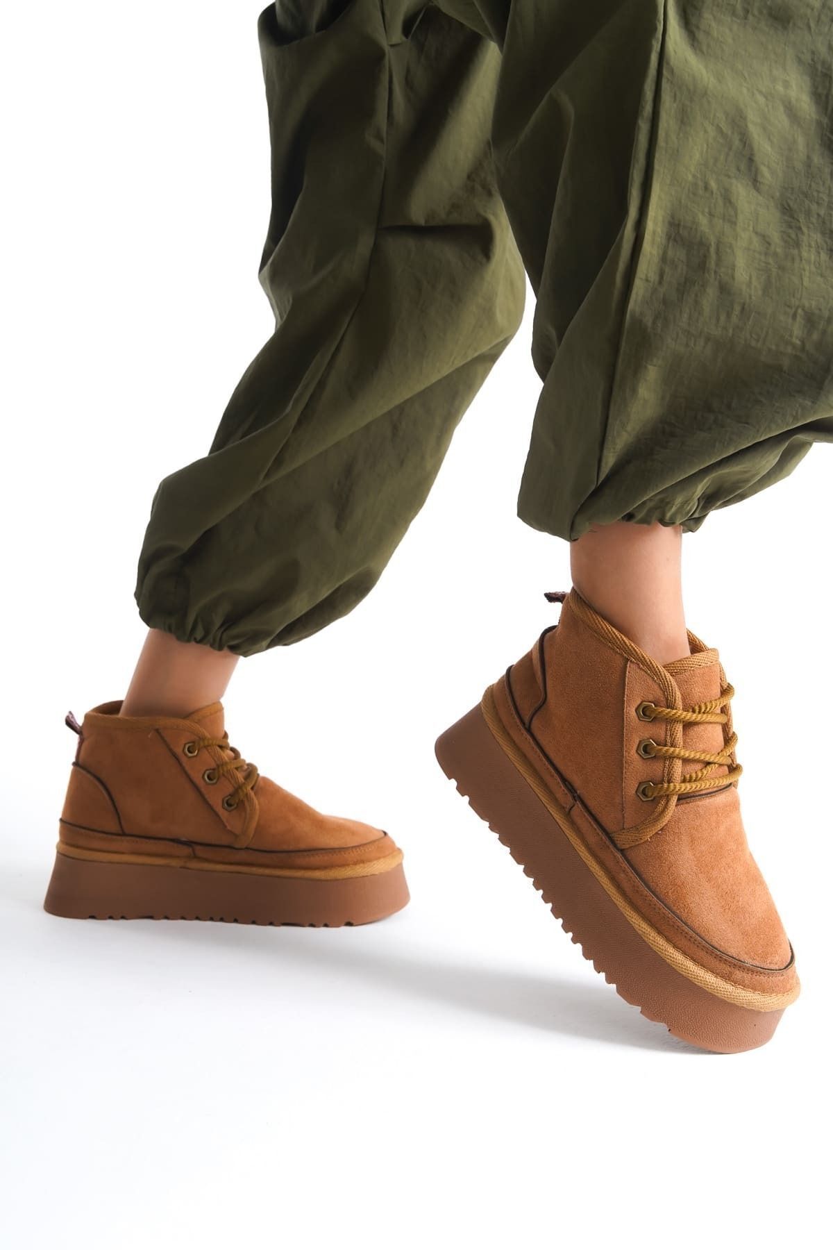 complete the look image
