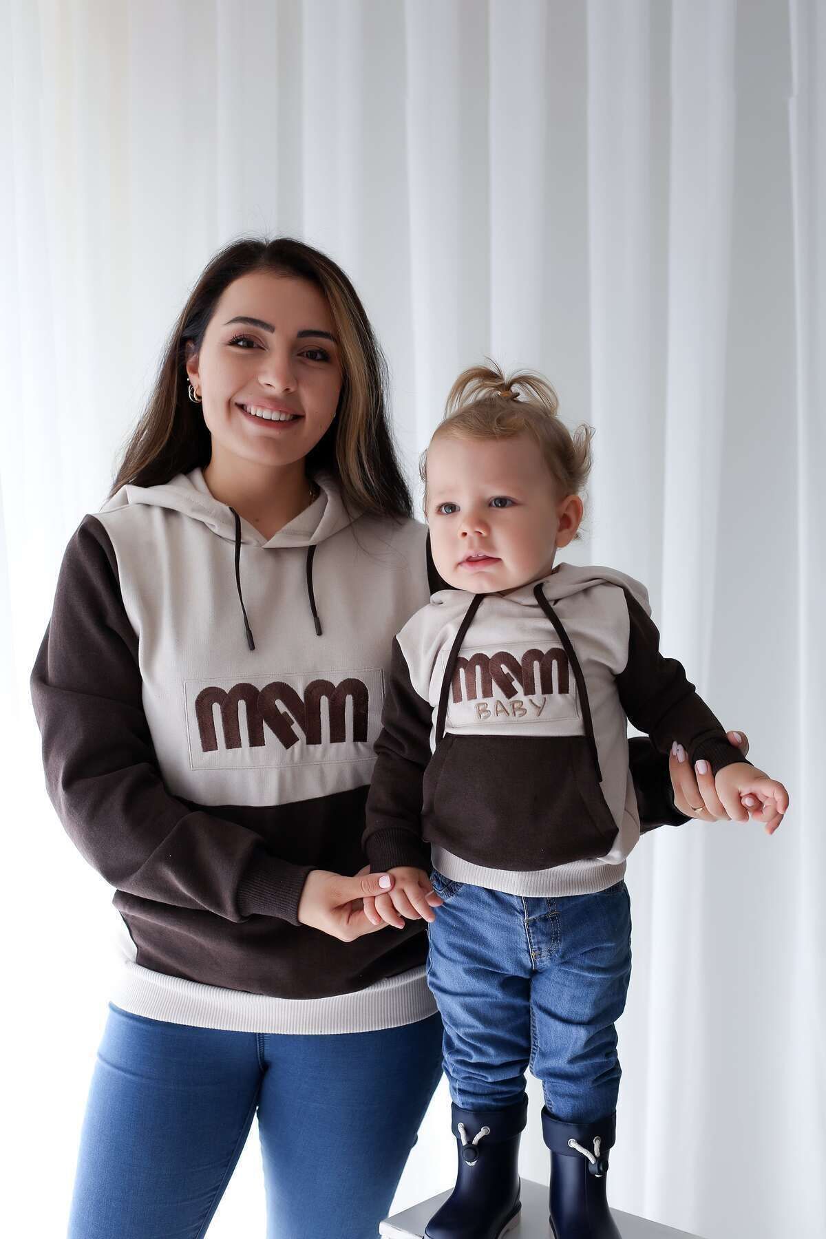 https://cdn.dsmcdn.com/ty1543/product/media/images/ty1544/prod/QC/20240914/14/d721b512-3978-3e84-a00b-42d0236dd90a/1_org_zoom.jpg