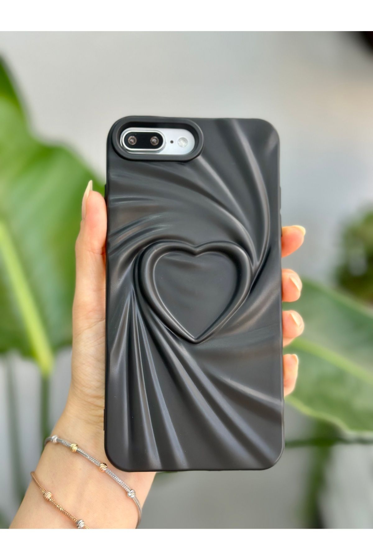 Go Aksesuar-حافظة سيليكون بنمط منقوش على شكل قلب من الساتان غير اللامع متوافقة مع هاتف Apple Iphone 7 Plus و8 Plus 2