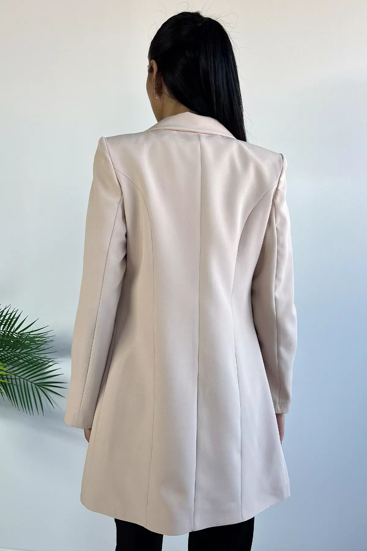 GÜLSELİ-Beige Women's Long Blazer Jacket with Stone Detail 4