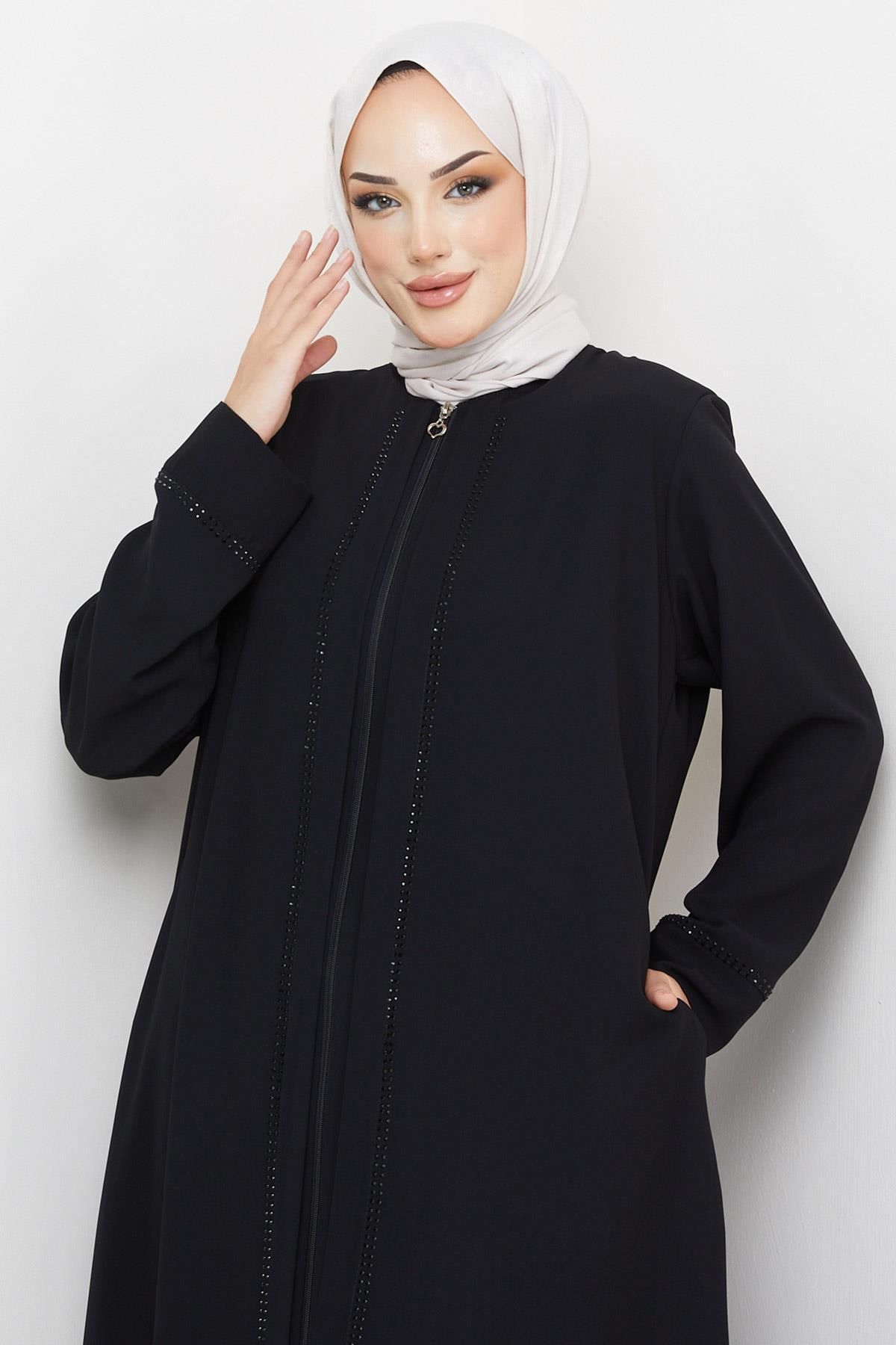 hafsamina-Mina Large Size Stoned Abaya Black HM2308 3