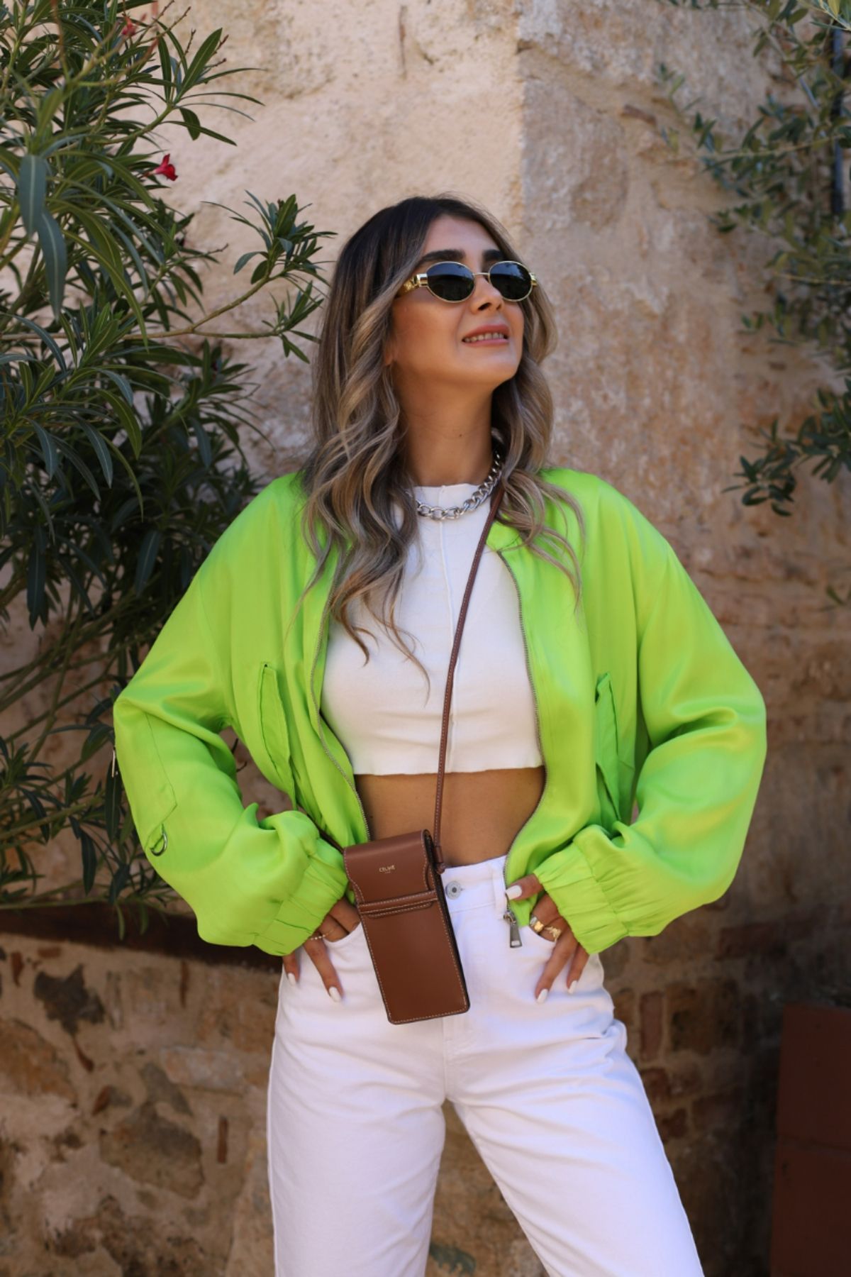bytugcekaya-Jachetă bomber din satin verde neon 4