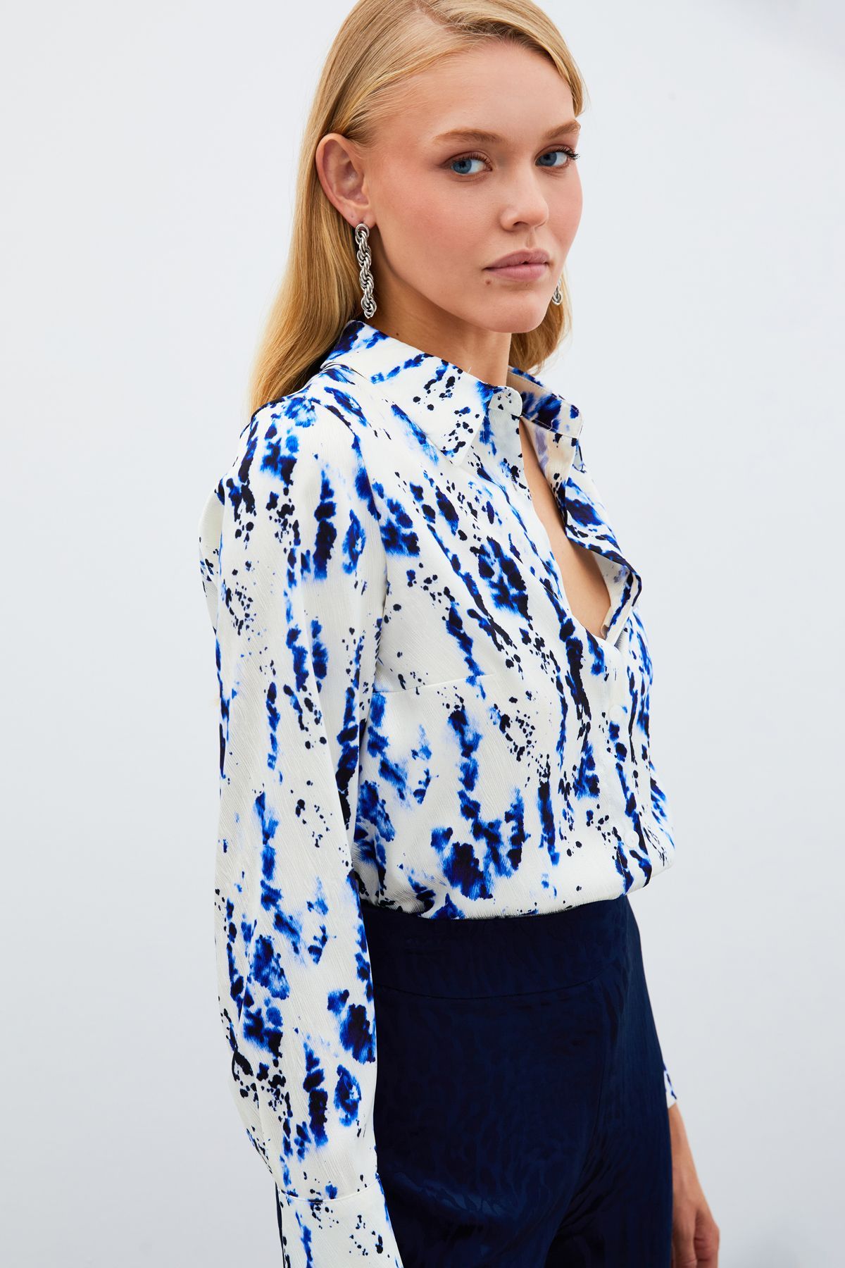 Sateen-Sax Blue Grizzly Long Shirt 3