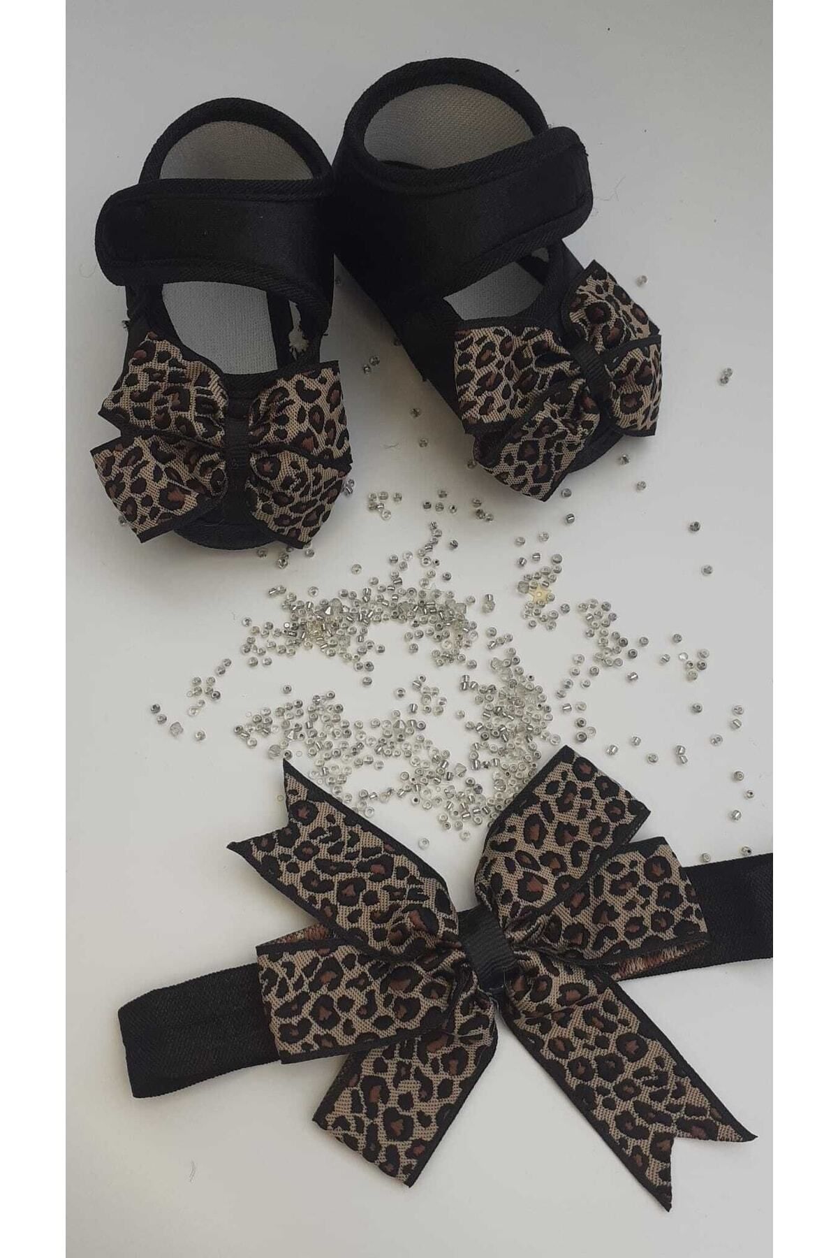 mini sempatik Leopar Desenli Bebek Patik Ve Bandana Seti Bebek Ayakkabı Bandana Seti fotoğrafı 2 (önizleme)
