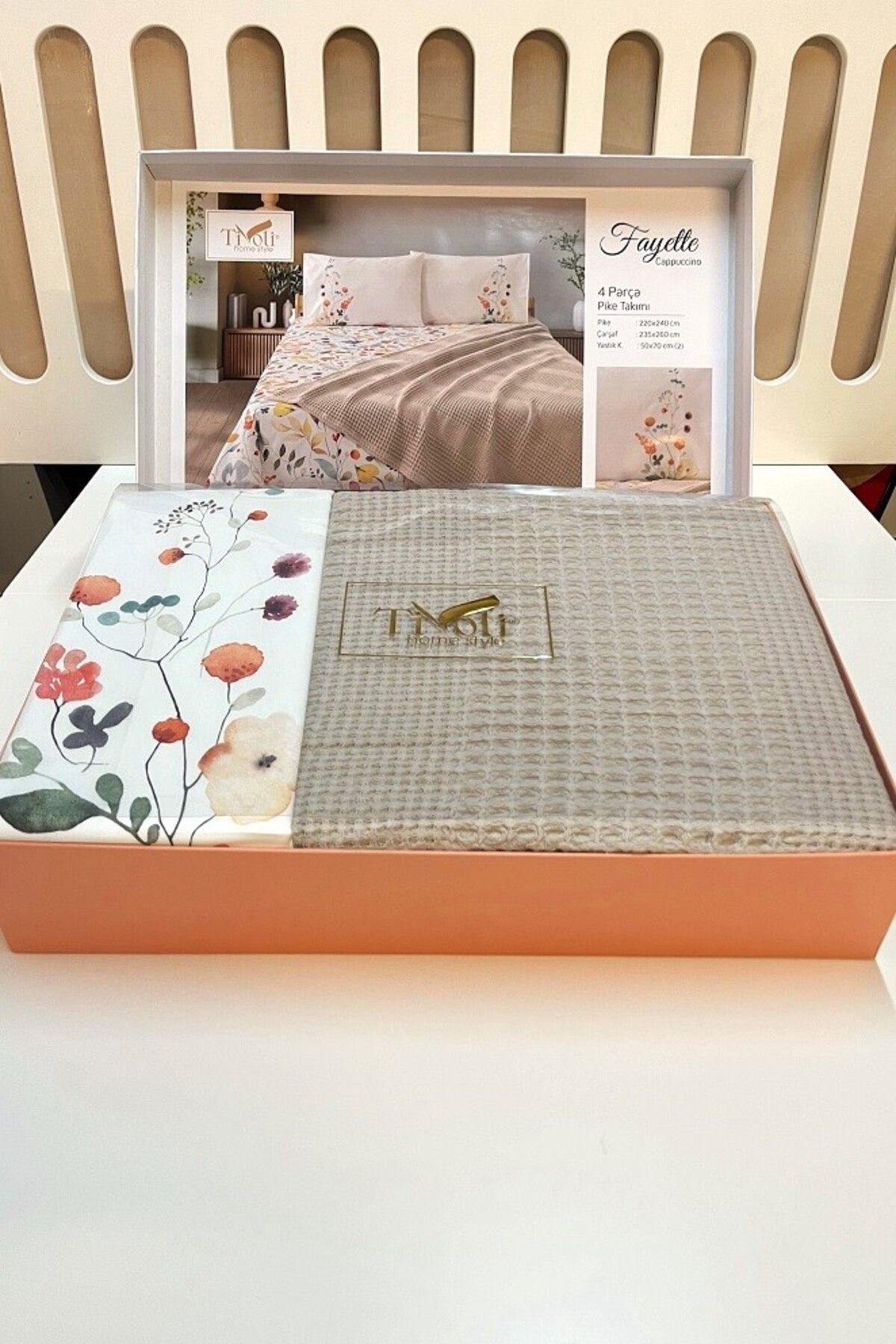 Sevim-Beige Double Pique Set - Soft and Comfortable 4 Pieces with Pool and Flower Pattern 3