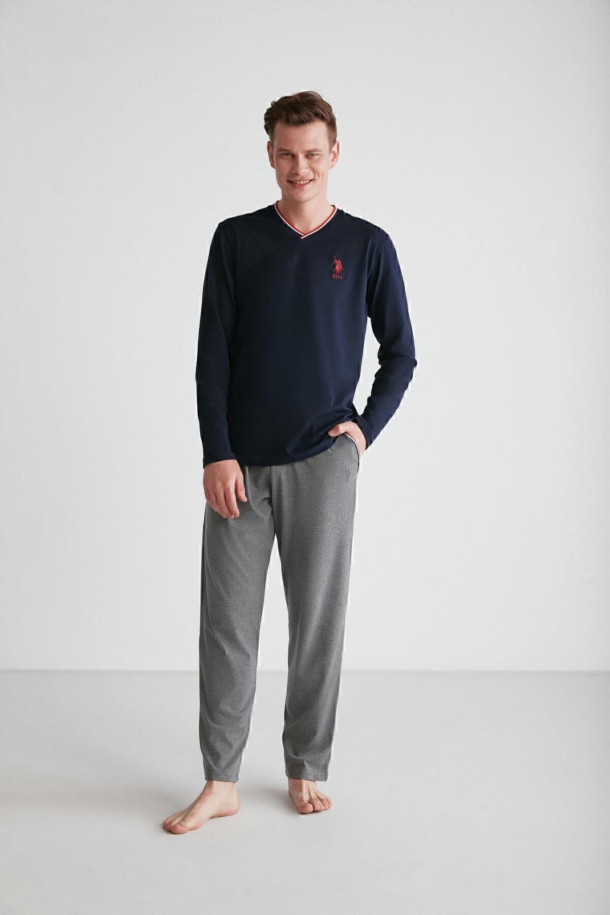 ست پیژامه آبی مردانه پایه. POLO ASSN. یقه V سرمه ای 024K.A1.S.8T7RA.5.PL.2.S U.S. Polo Assn.