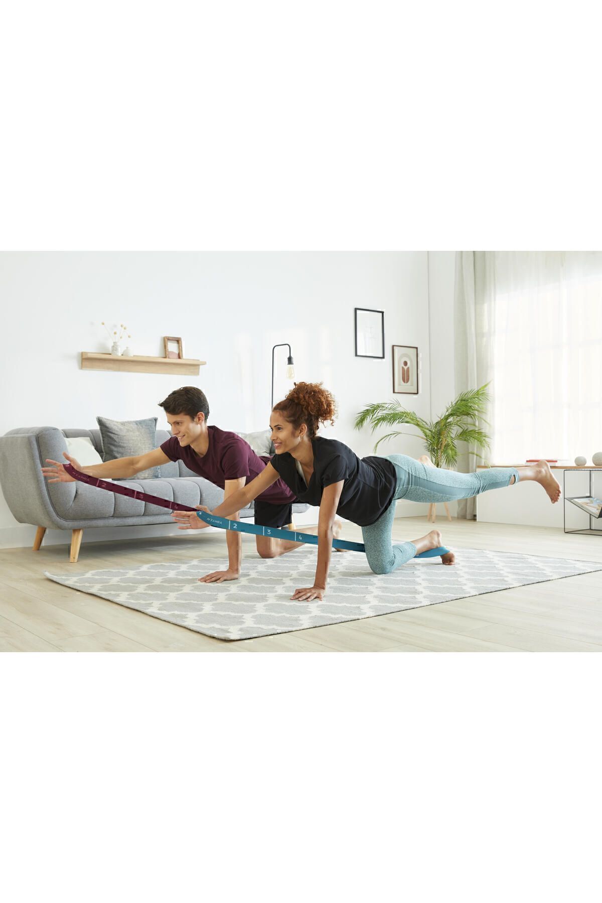 کش مقاومتی قرمز Domyos Pilates Band 500 متوسط الاستیک بنفش Decathlon