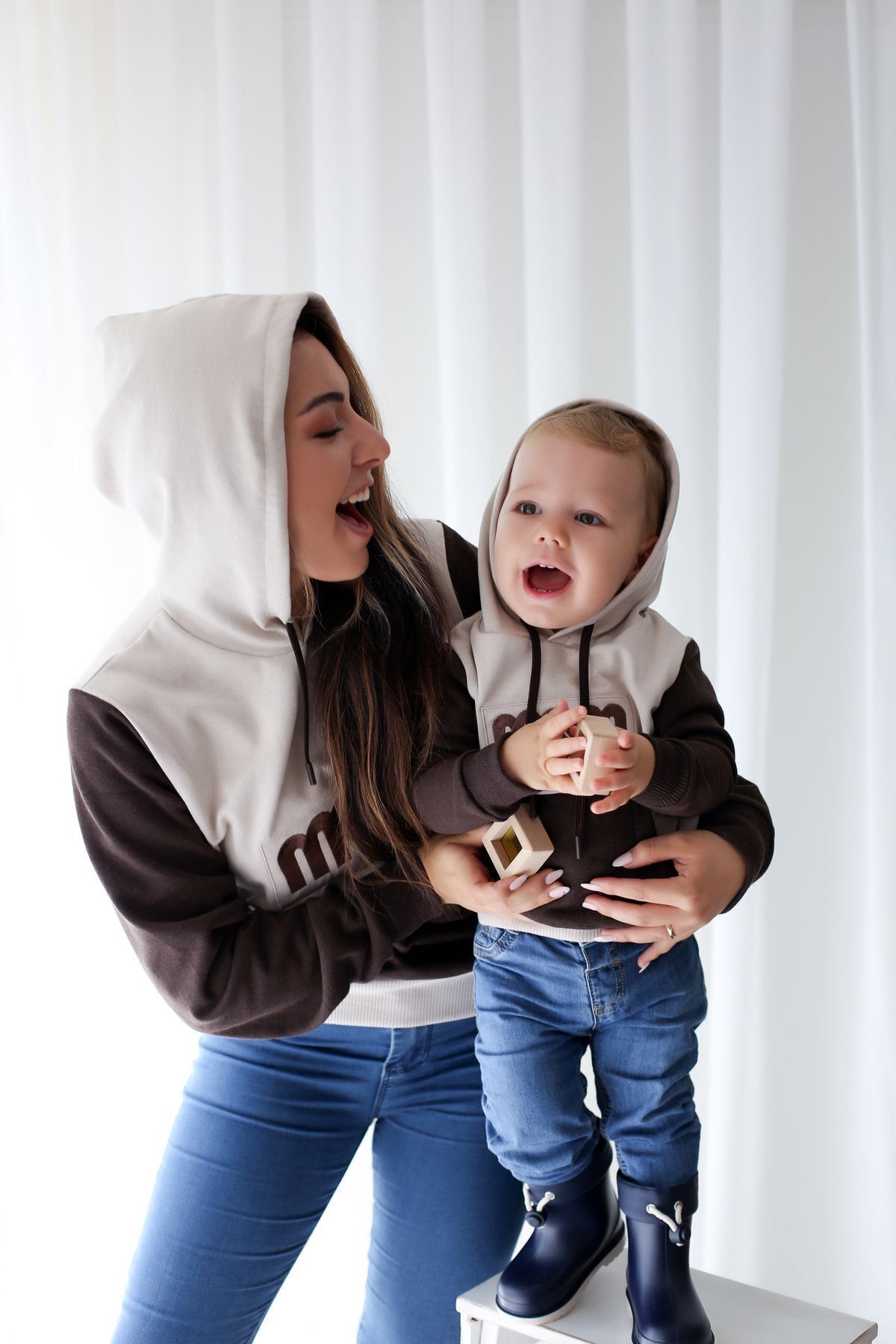 https://cdn.dsmcdn.com/ty1544/product/media/images/ty1542/prod/QC/20240914/14/7c08551b-4073-3cf0-9c27-bdf1d6f504a0/1_org_zoom.jpg