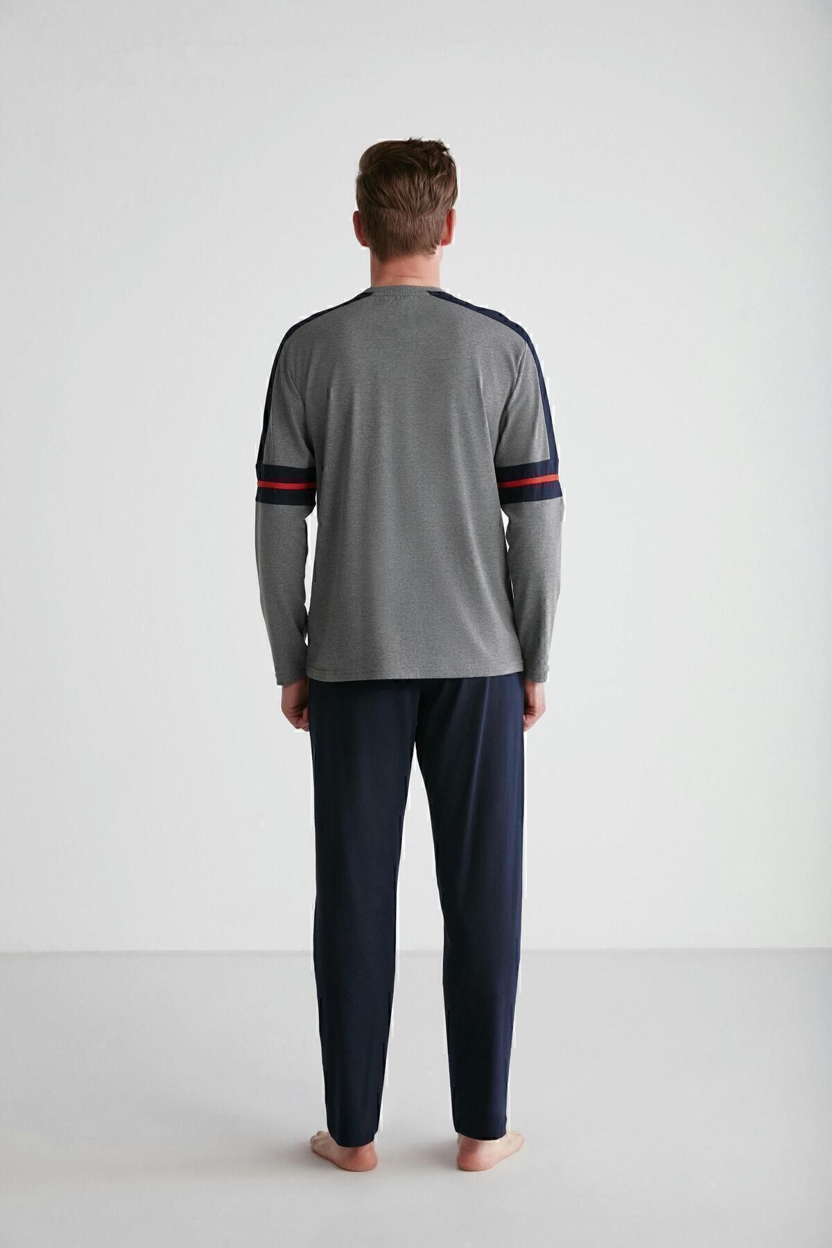 ست پیژامه خاکستری مردانه پایه. POLO ASSN. لباس خواب یقه گرد آنتراسیت ملانژ 024K.AS1TR.A8.PL7.2S.7 U.S. Polo Assn.