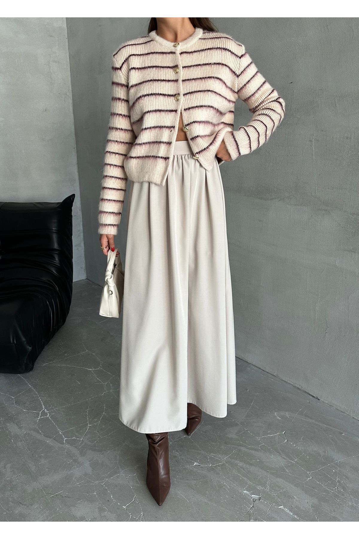 complete the look image