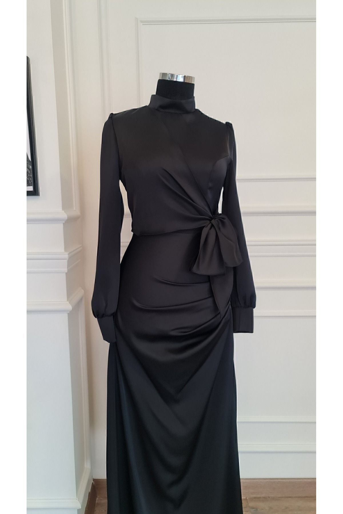 https://cdn.dsmcdn.com/ty1544/product/media/images/ty1543/prod/QC/20240914/06/8cf84d3a-bd41-367c-b208-35387c2050e6/1_org_zoom.jpg