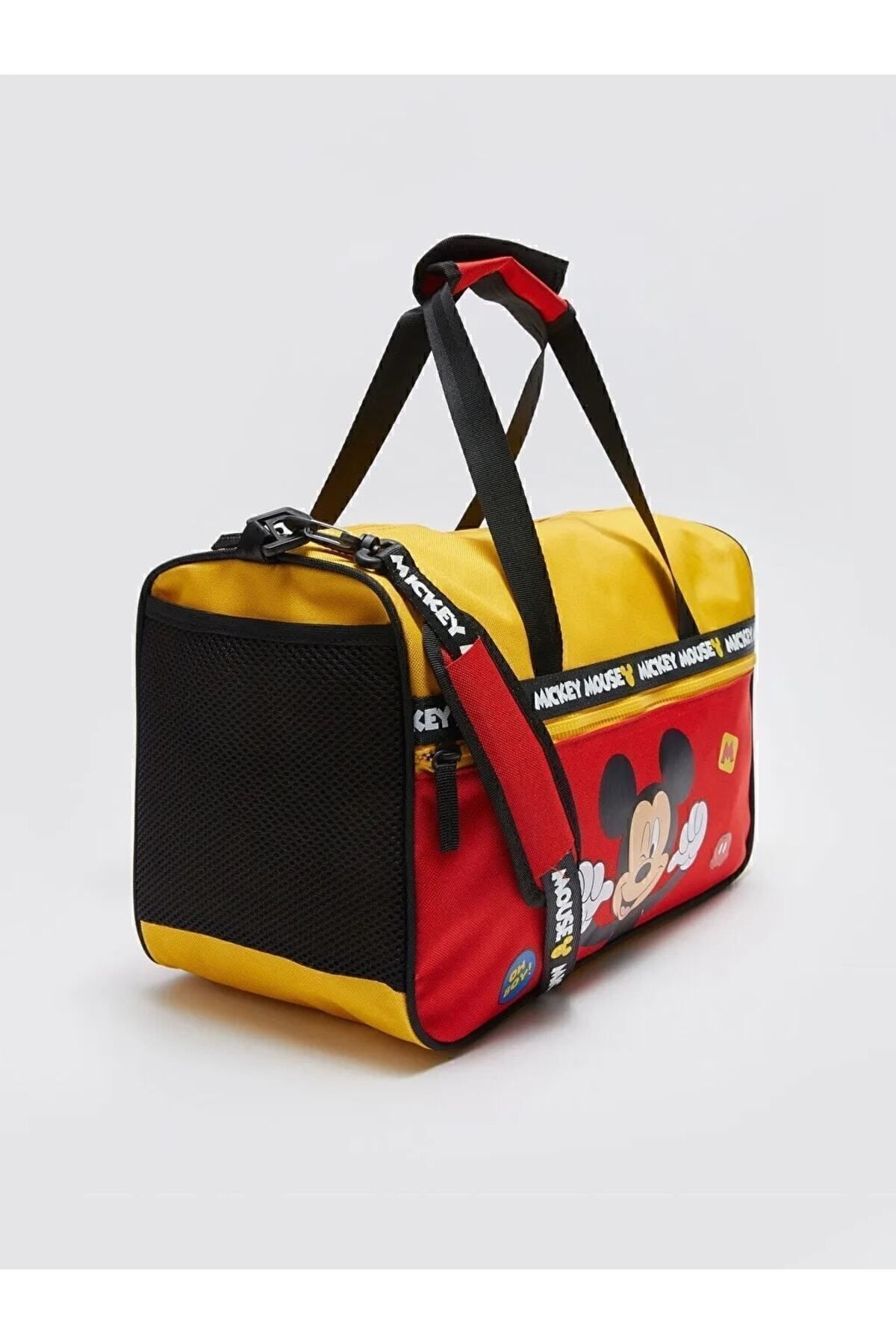 کیف ورزشی قرمز پسرانه و بچگانه LCW Mickey Mouse دارای مجوز Boy Sport LC Waikiki