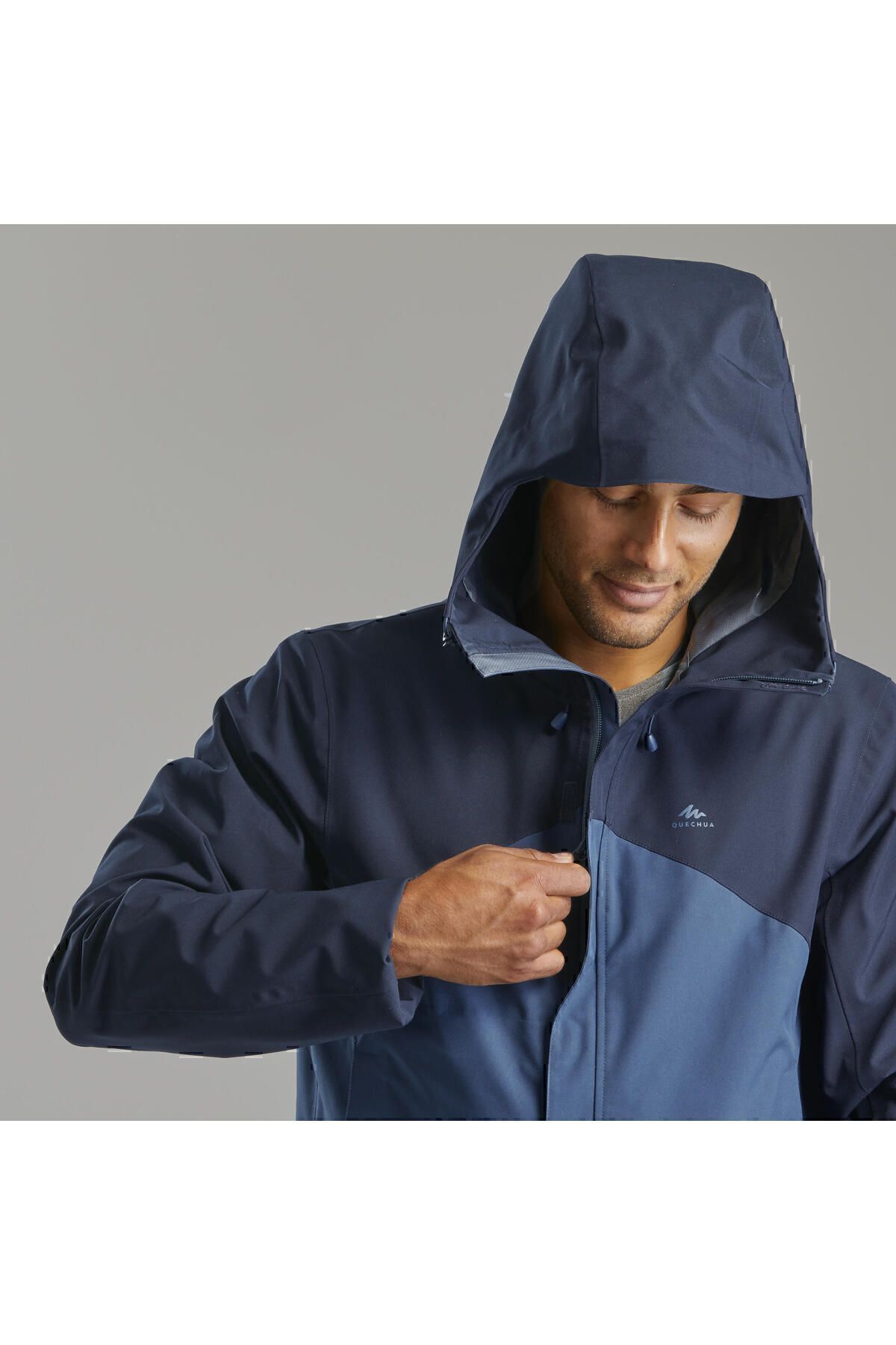بارانی و بادگیر ورزشی مشکی مردانه در فضای باز آبی Decathlon