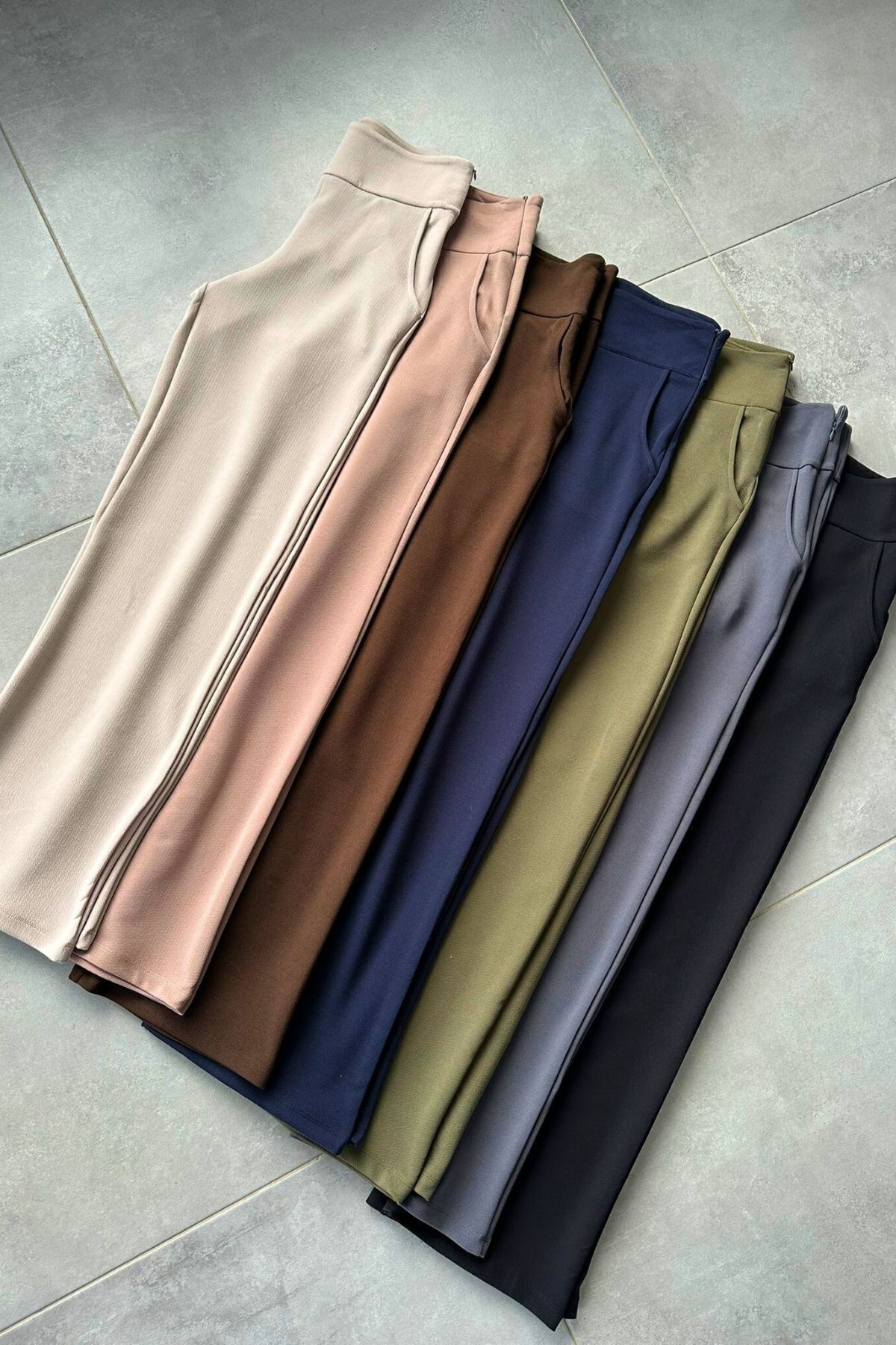 Şanss Butik  Kadın Kalın Kemer Beli Korsajlı Likralı Bol Paça Pantolon - Görsel 4