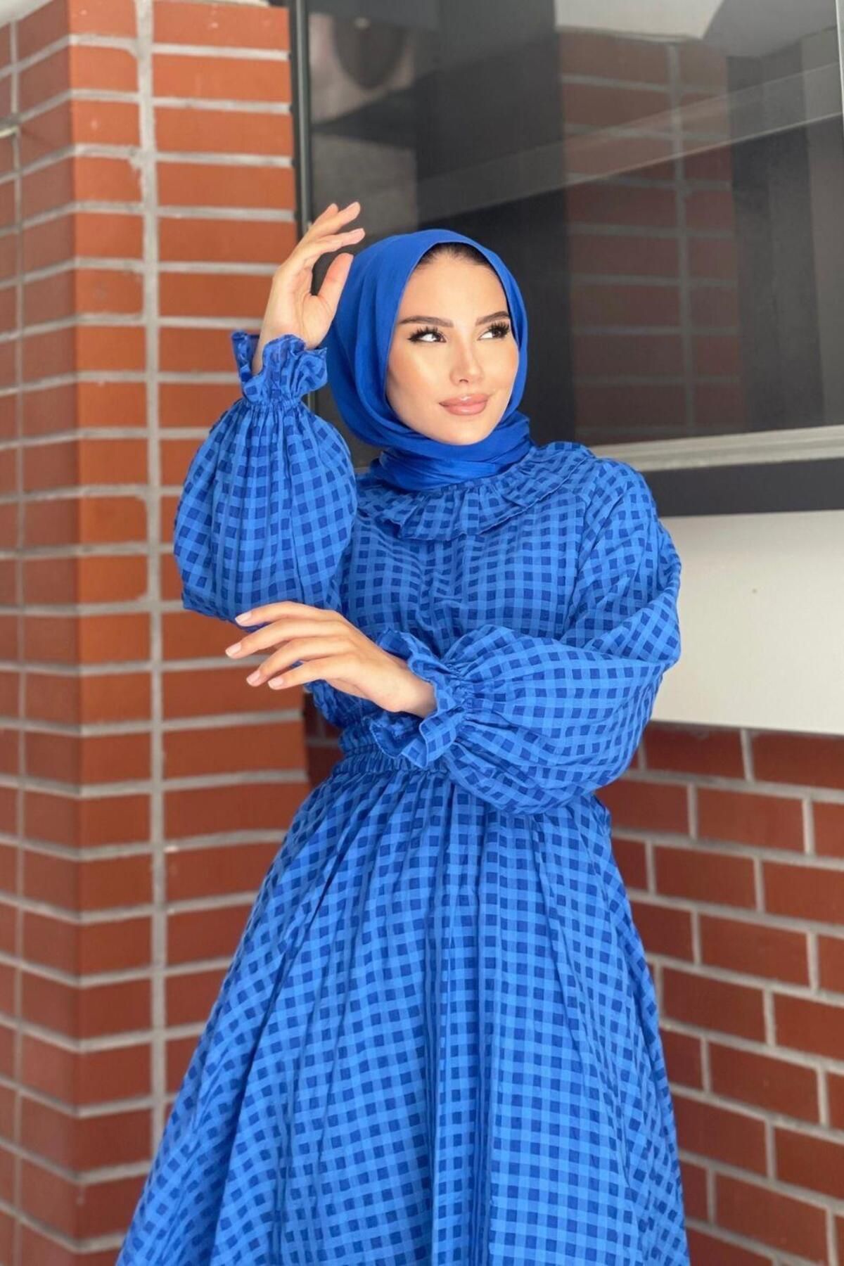 Şule Giyim-Rochie plisată cu model Gingham Saks 4