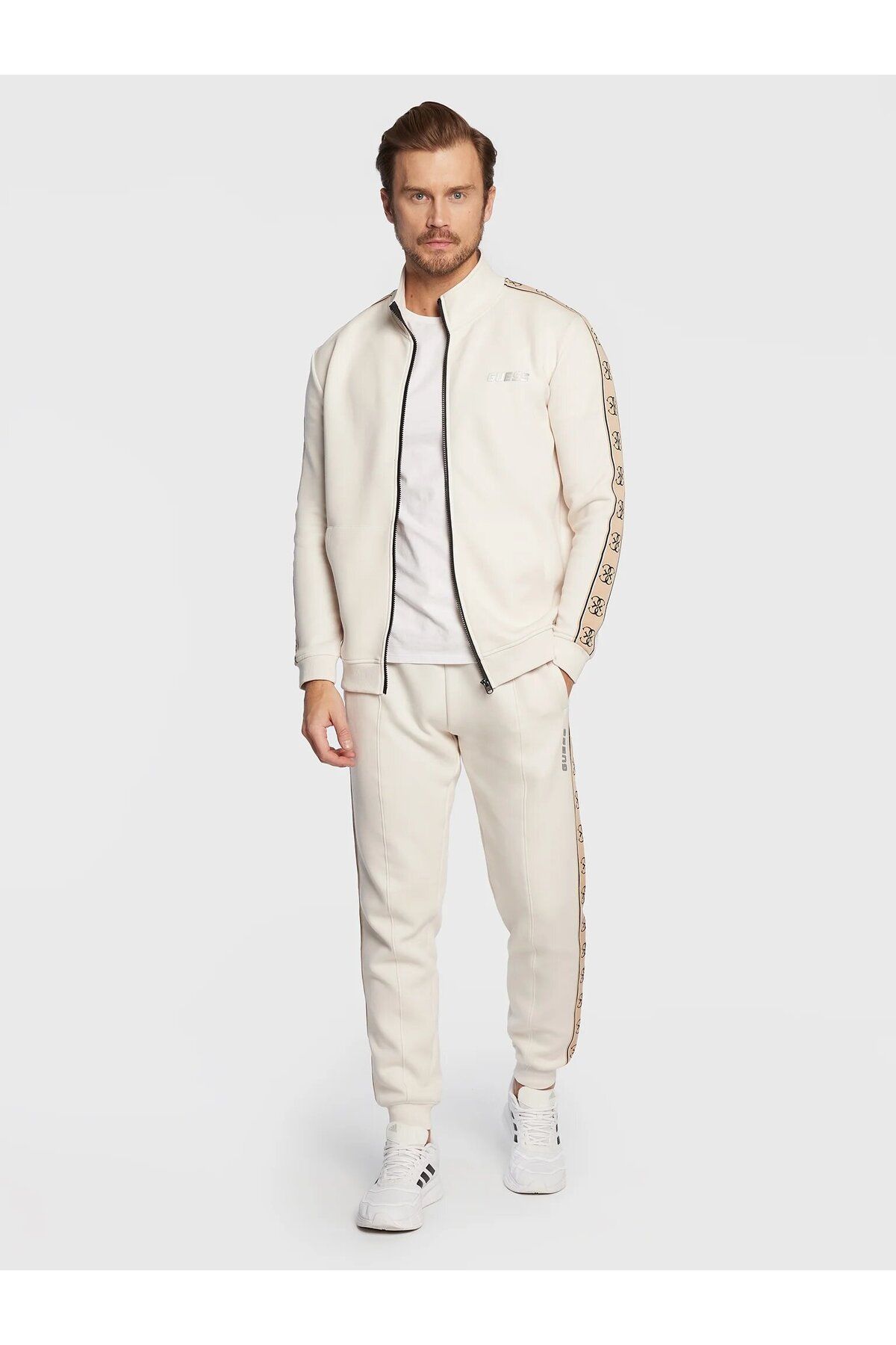 complete the look image