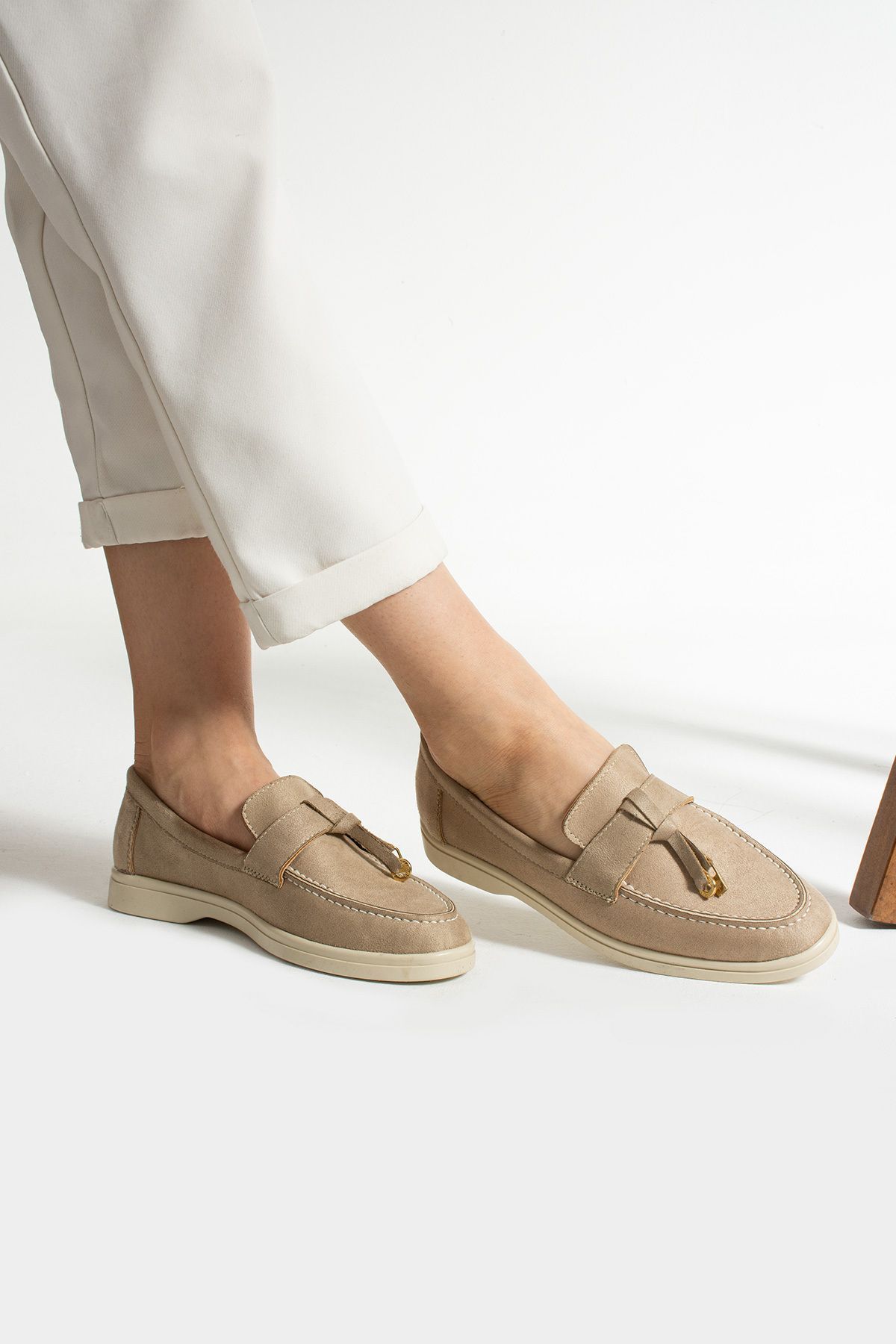 Kadın Günlük Loafer Ayakkabı Rahat Ve Ergonomik (KALIP KÜÇÜKTÜR, 1 BEDEN BÜYÜK TERCİH EDİNİZ)