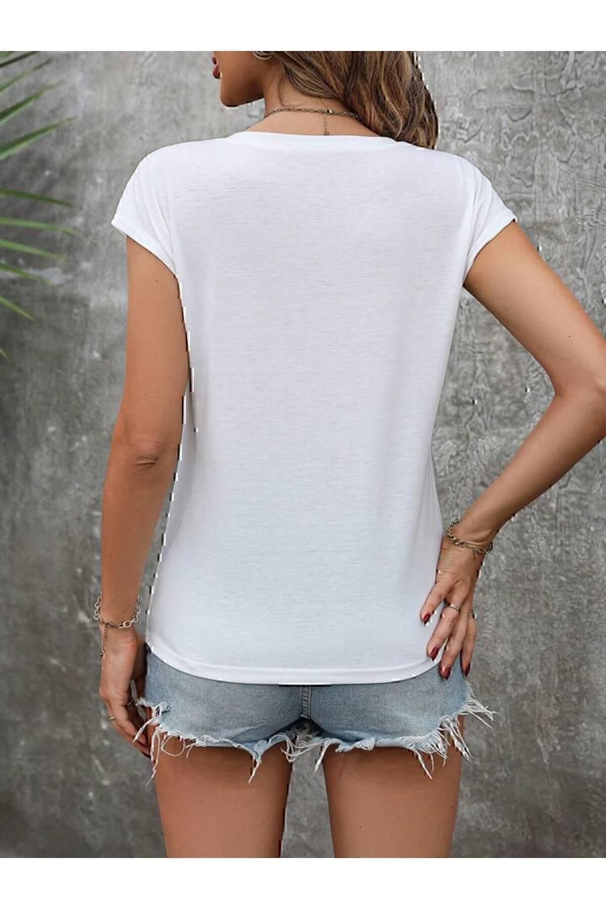 https://cdn.dsmcdn.com/ty1545/product/media/images/ty1545/prod/QC/20240916/01/c7d56ef8-81e3-3fce-a46f-d62c585cf0ee/1_org_zoom.jpg