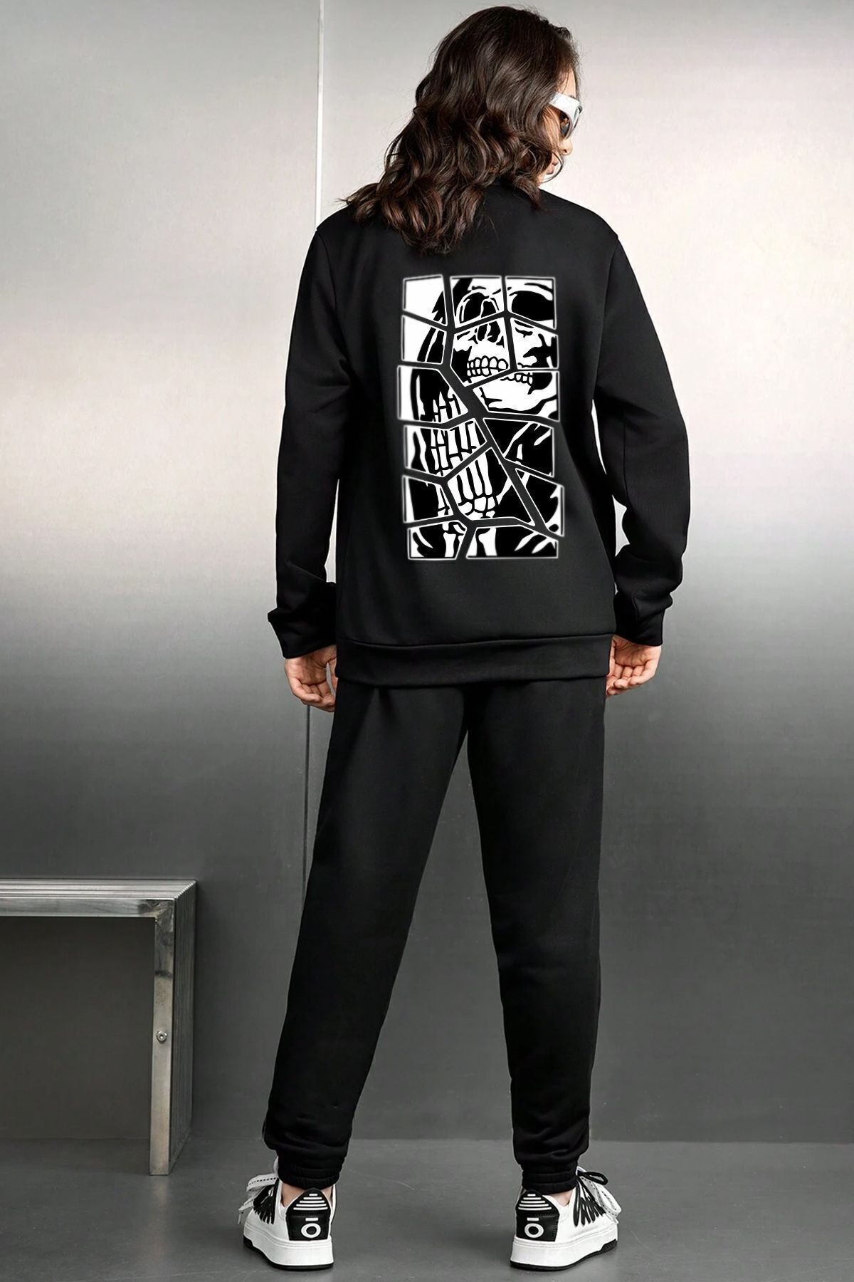 uyguntarz-Unisex Skullcracked Printed Crew Neck Tracksuit Set 3