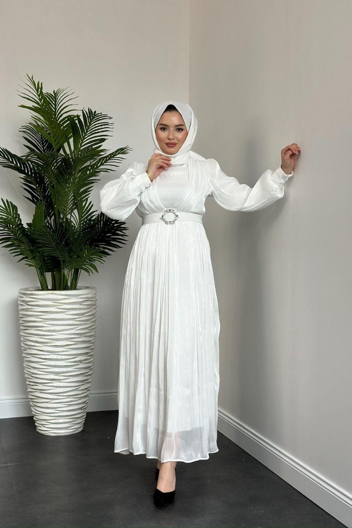 لباس شب پوشیده سفید زنانه کمربند SEVAL BELI Şule Giyim