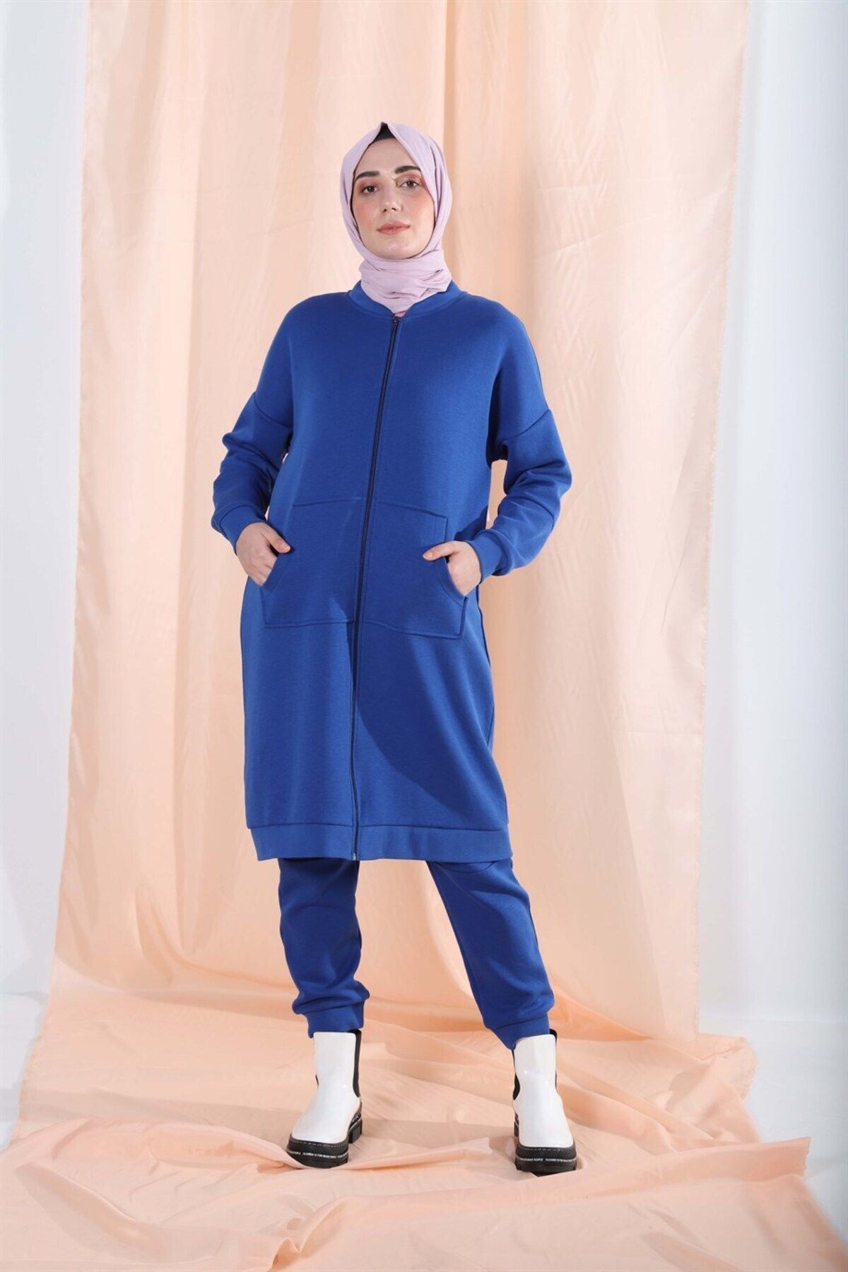 complete the look image